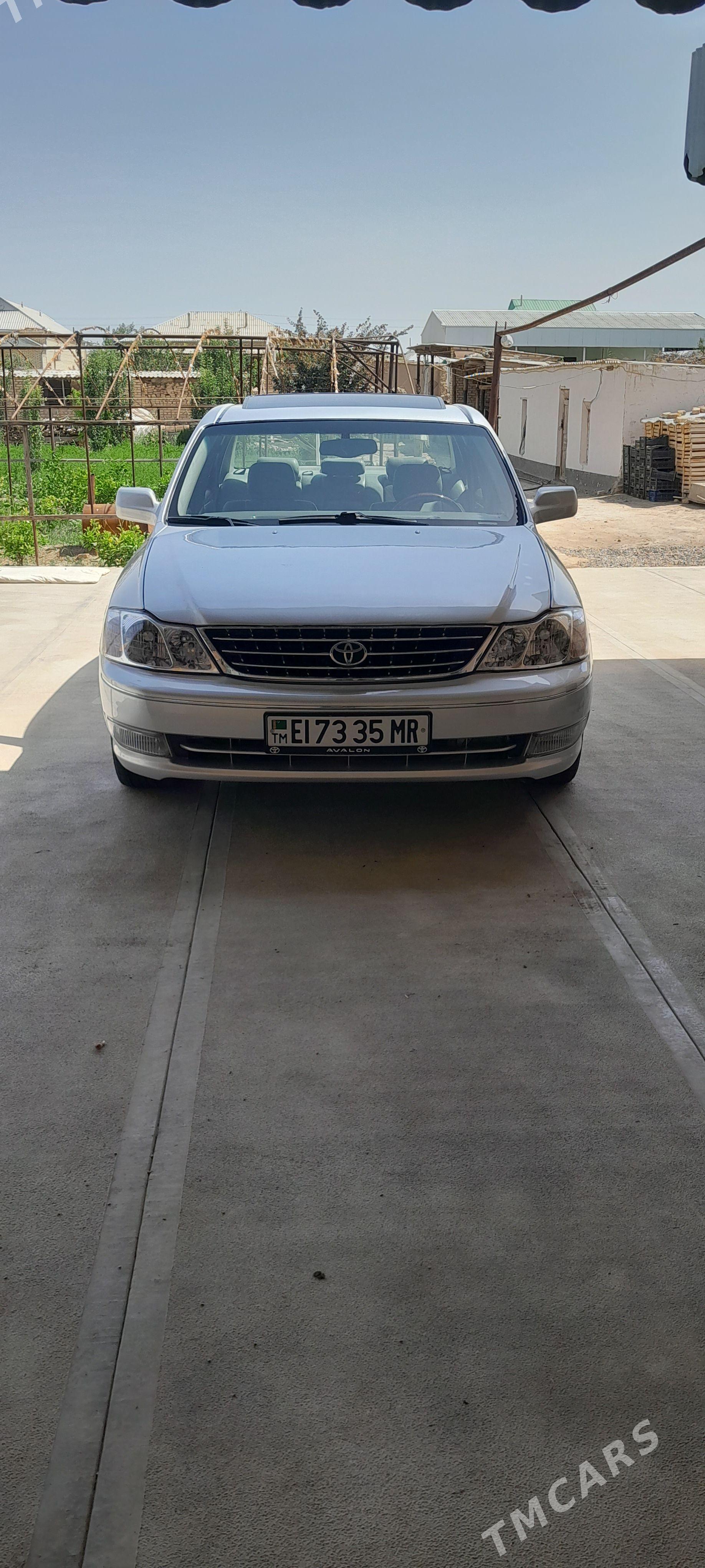 Toyota Avalon 2002 - 230 000 TMT - Мары - img 1