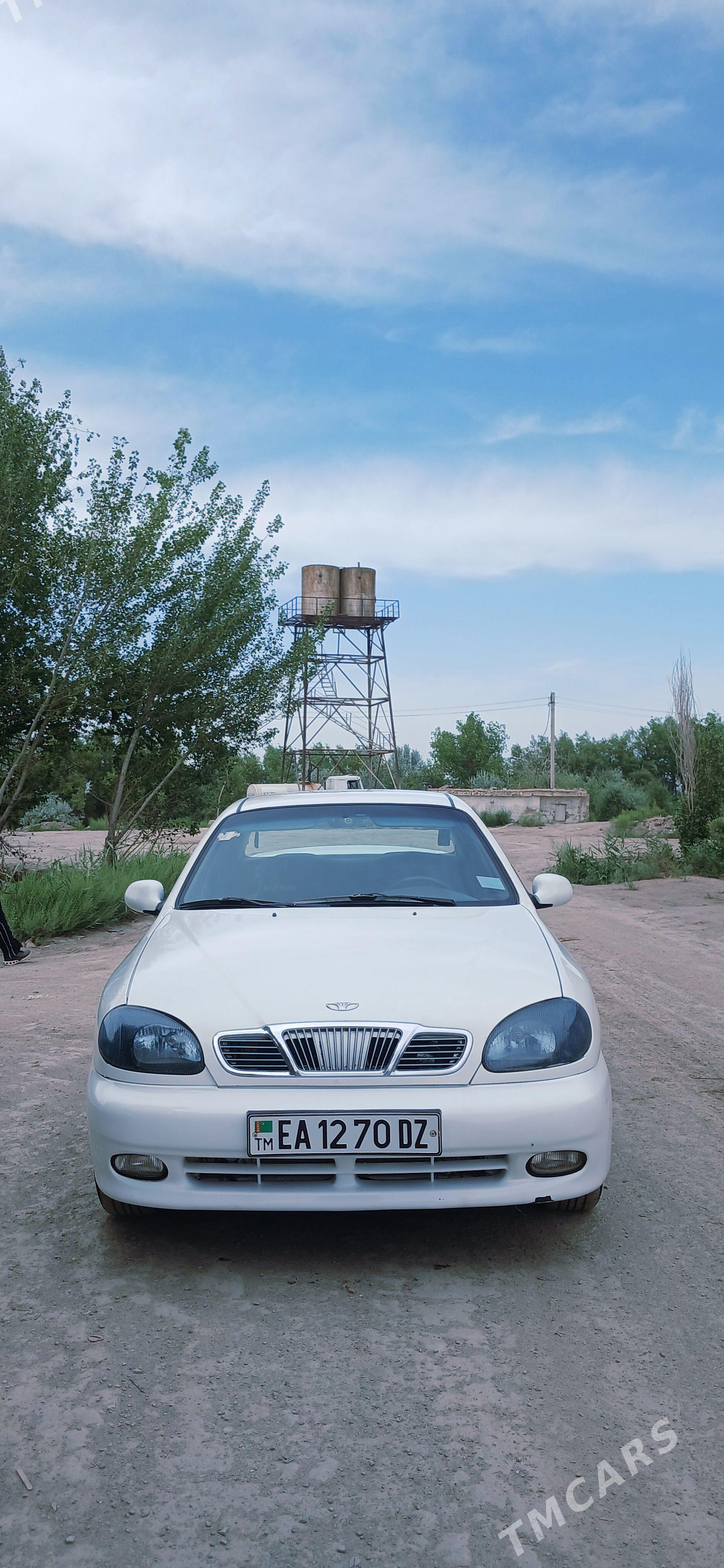 Daewoo Lanos 1999 - 40 000 TMT - Кёнеургенч - img 1