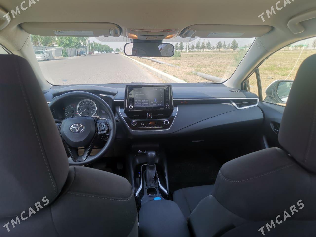 Toyota Corolla 2022 - 300 000 TMT - Мары - img 1
