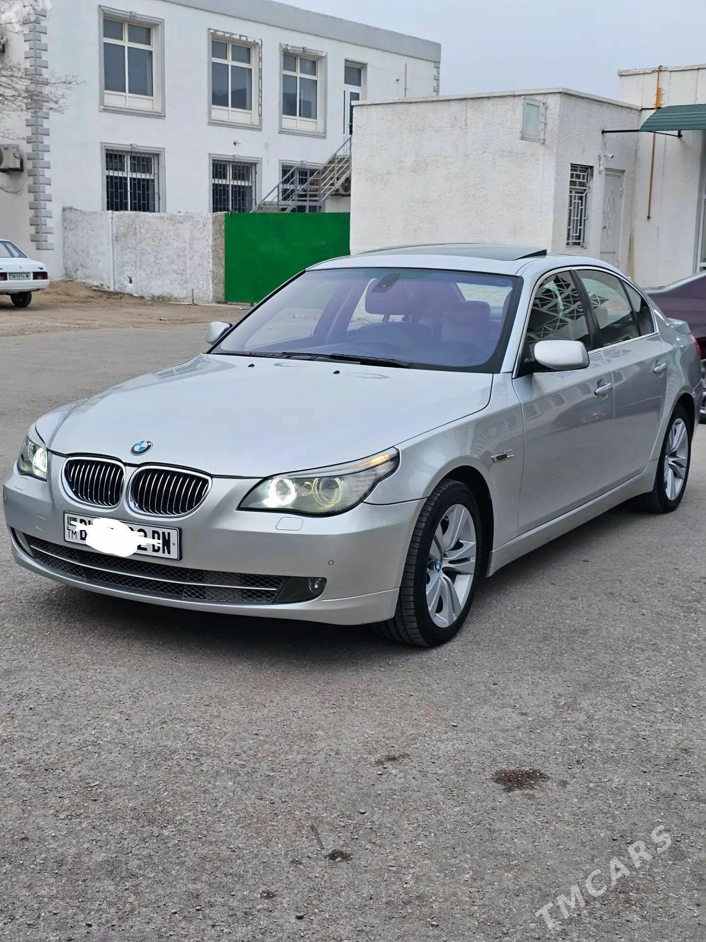 BMW E60 2009 - 235 000 TMT - Балканабат - img 1