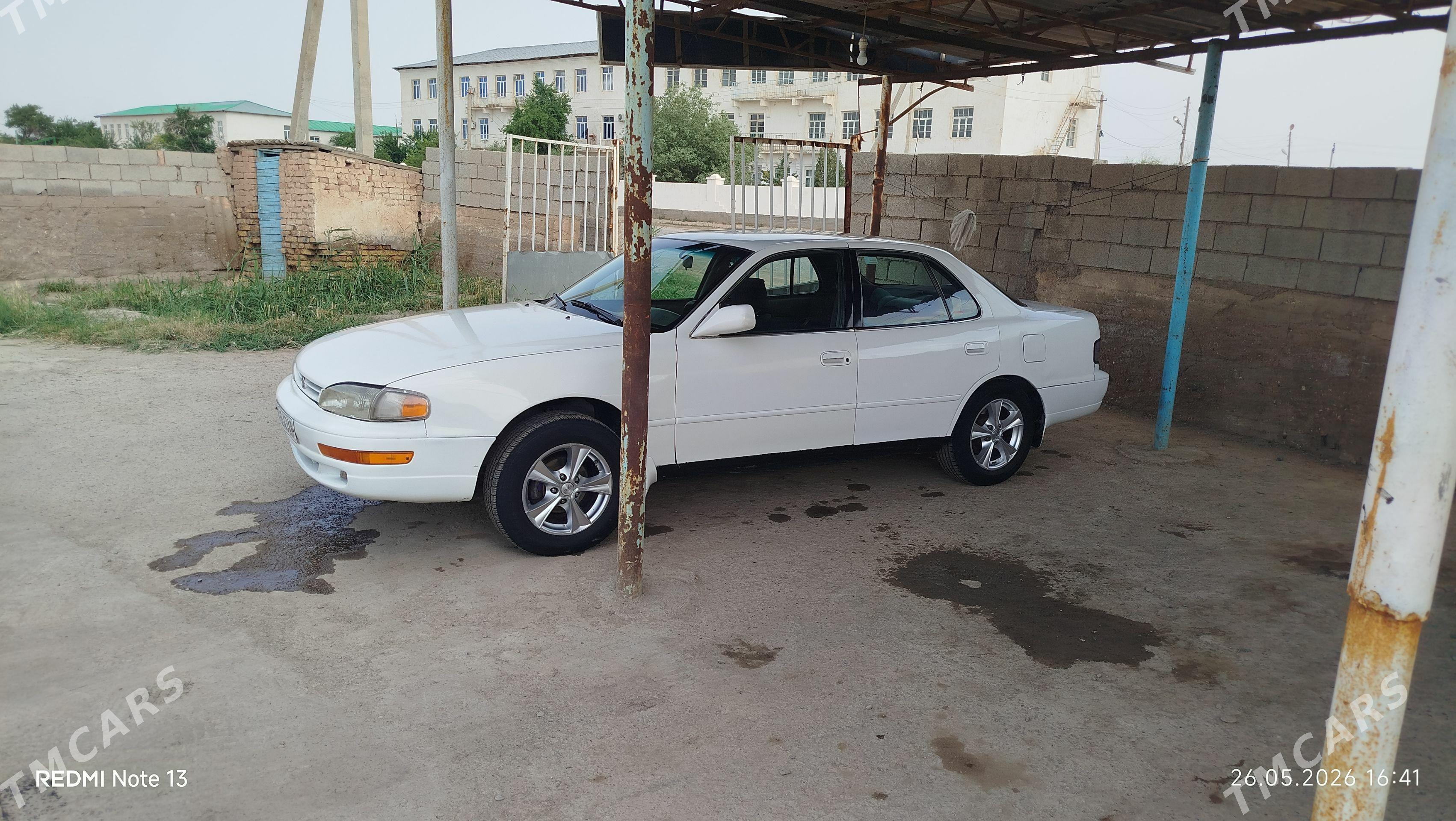 Toyota Camry 1993 - 112 000 TMT - Теджен - img 1