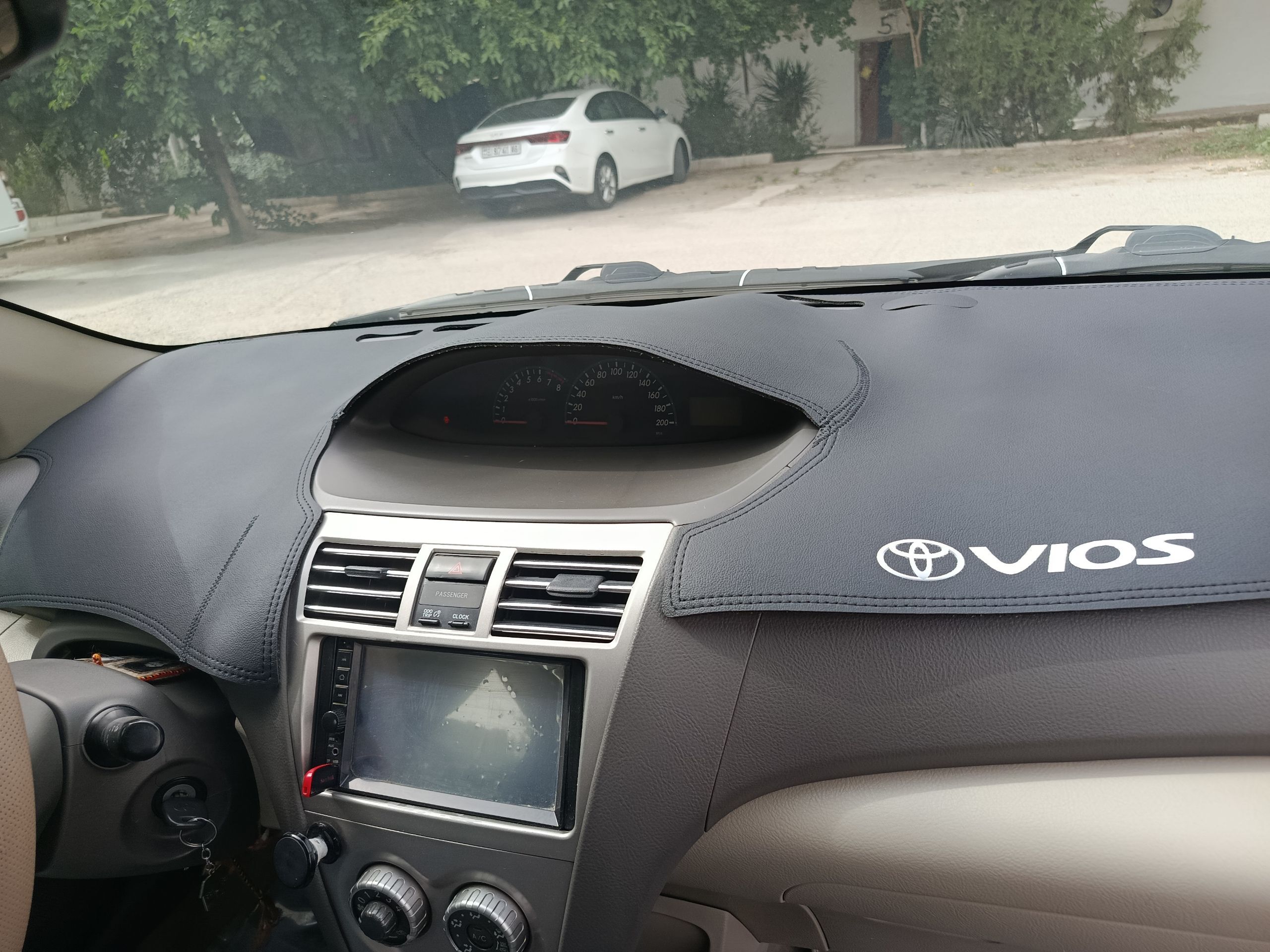 Yaris ýaris sedan 200 TMT - Aşgabat - img 1