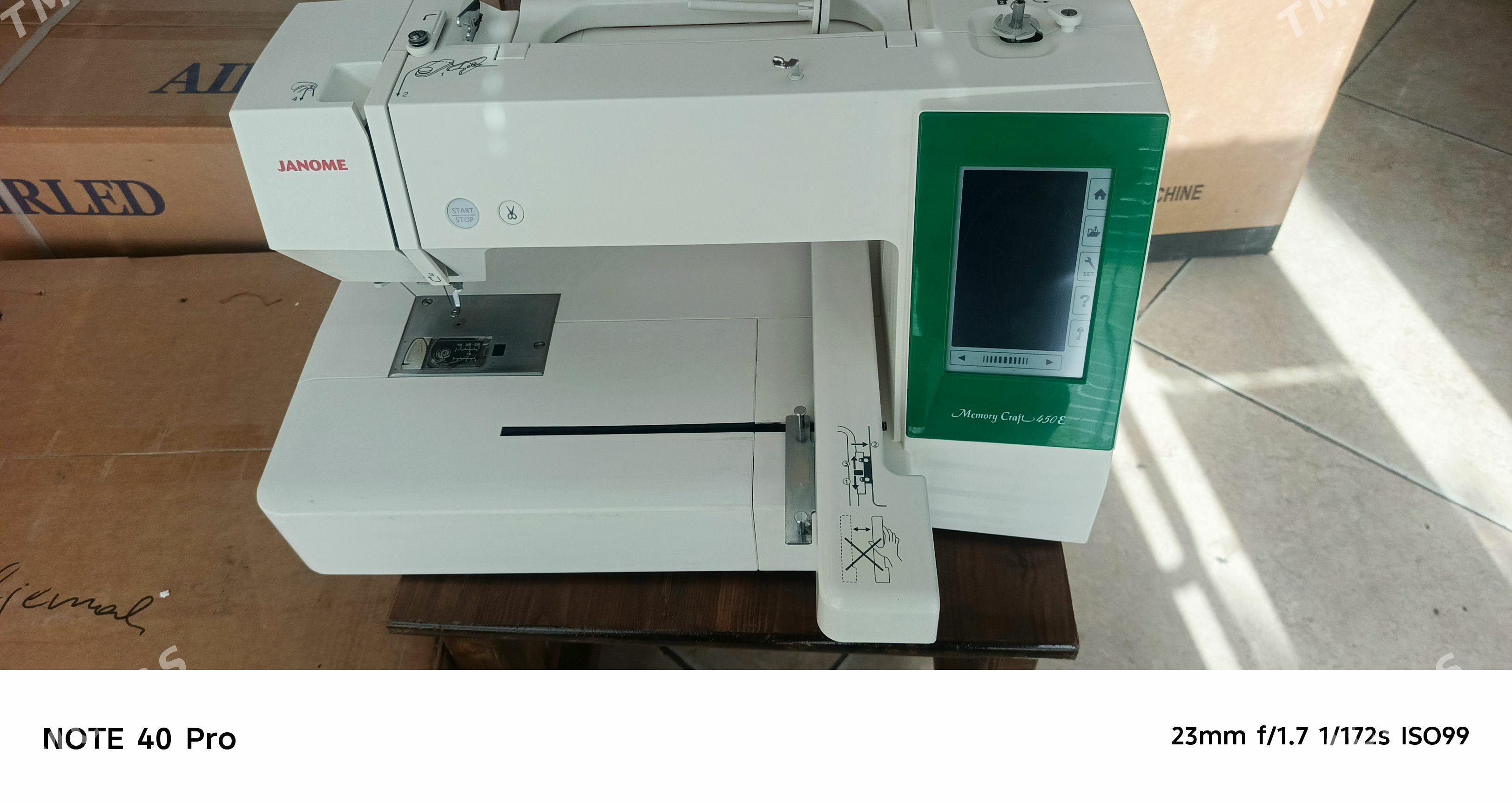 JANOME 450E - Mary - img 1