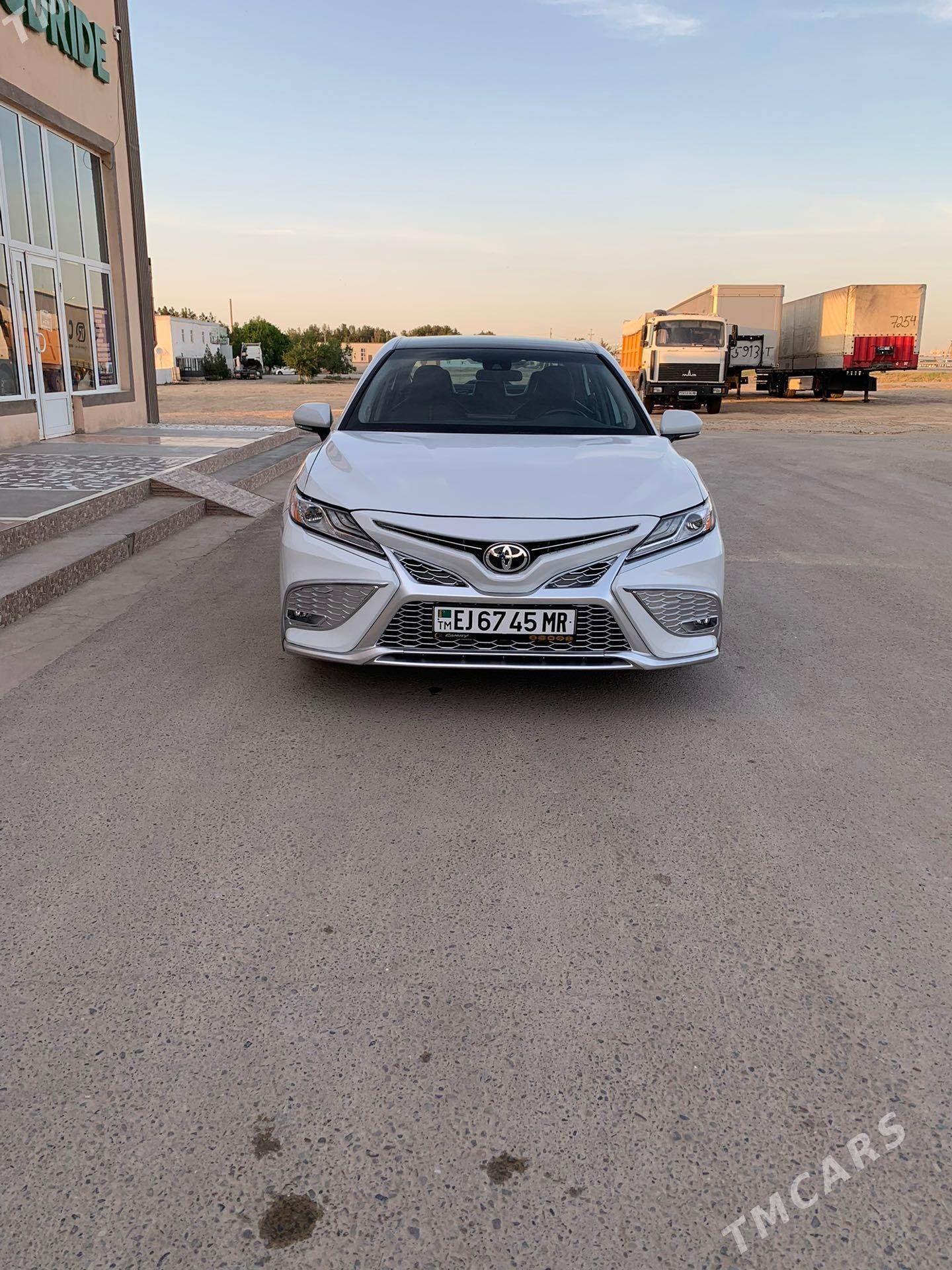 Toyota Camry 2022 - 370 000 TMT - Мары - img 1