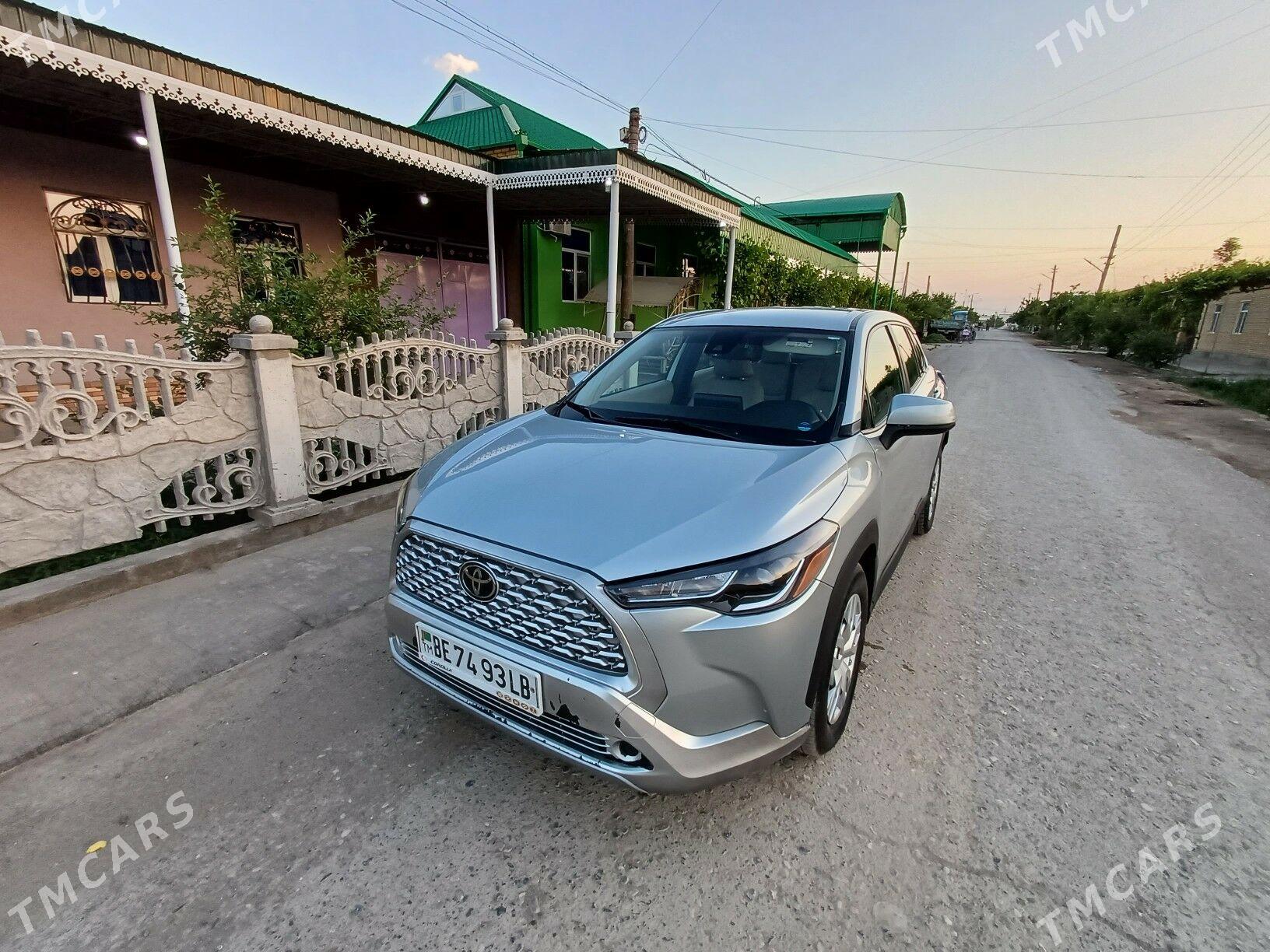 Toyota Corolla Cross 2023 - 360 000 TMT - Саят - img 1