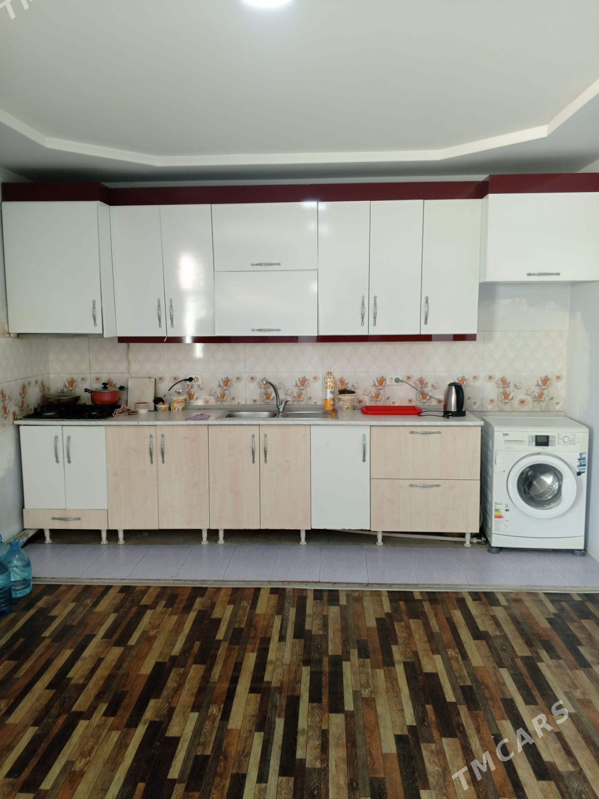 kwartyra - Гёкдже - img 1