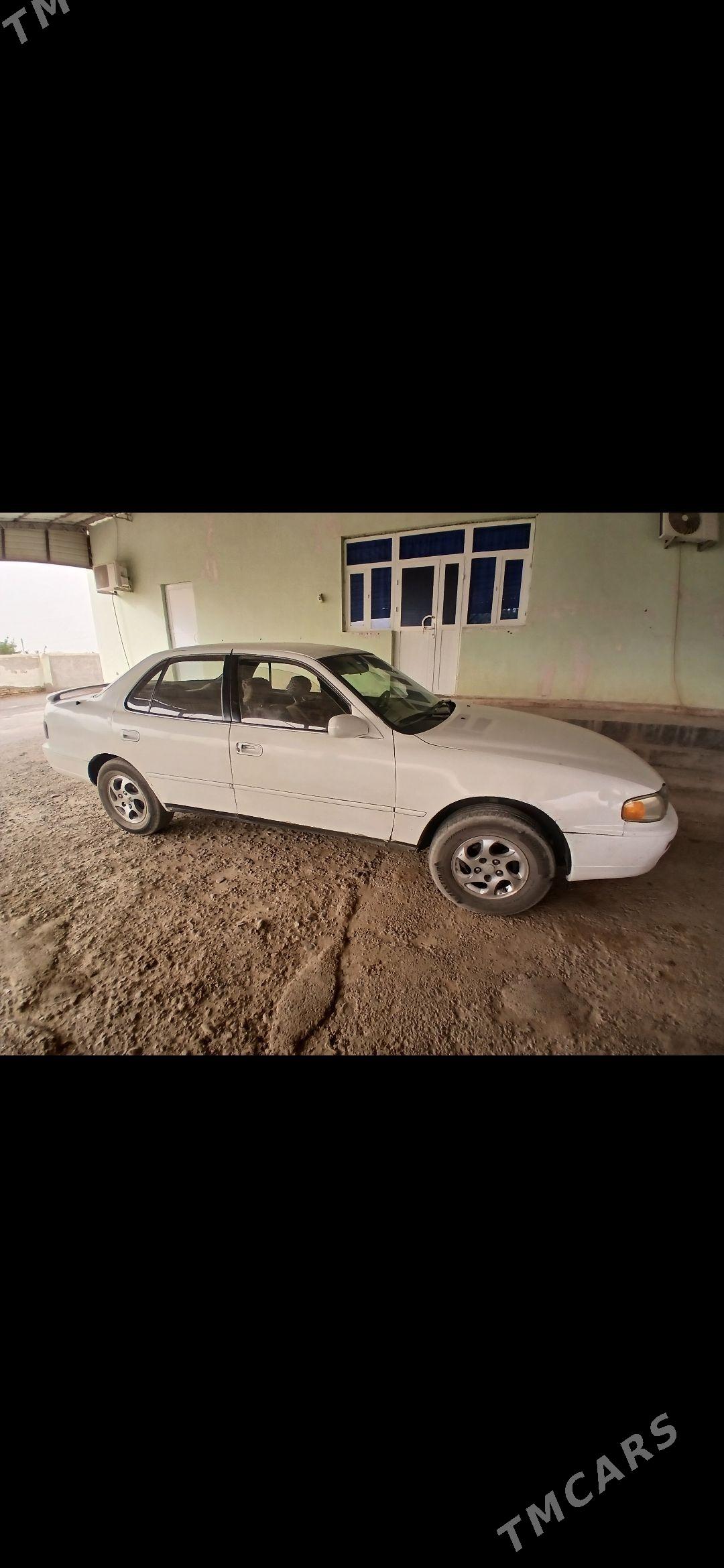 Toyota Camry 1996 - 85 000 TMT - Sarahs - img 1