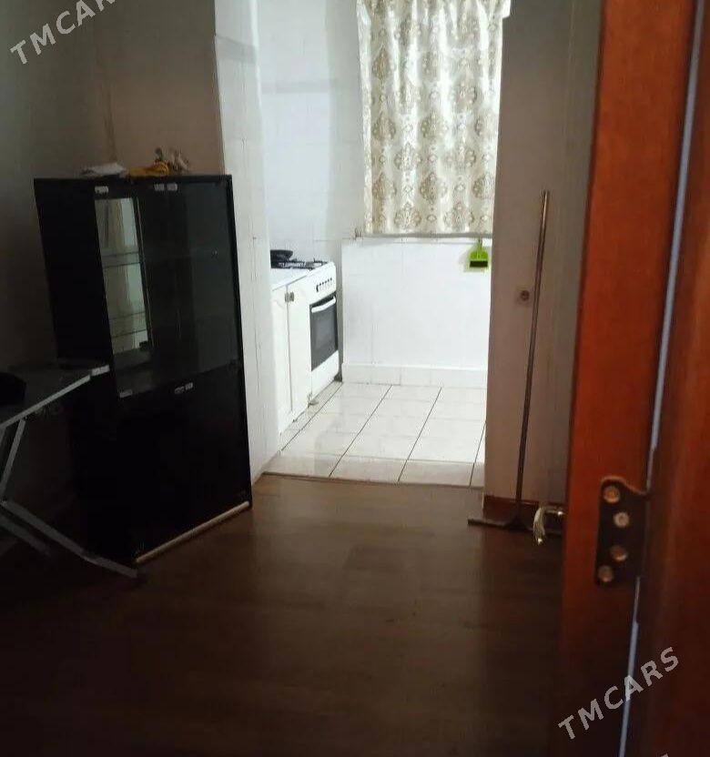Arenda 9 mkr 1 komnat Gostinka - 9 мкр - img 1