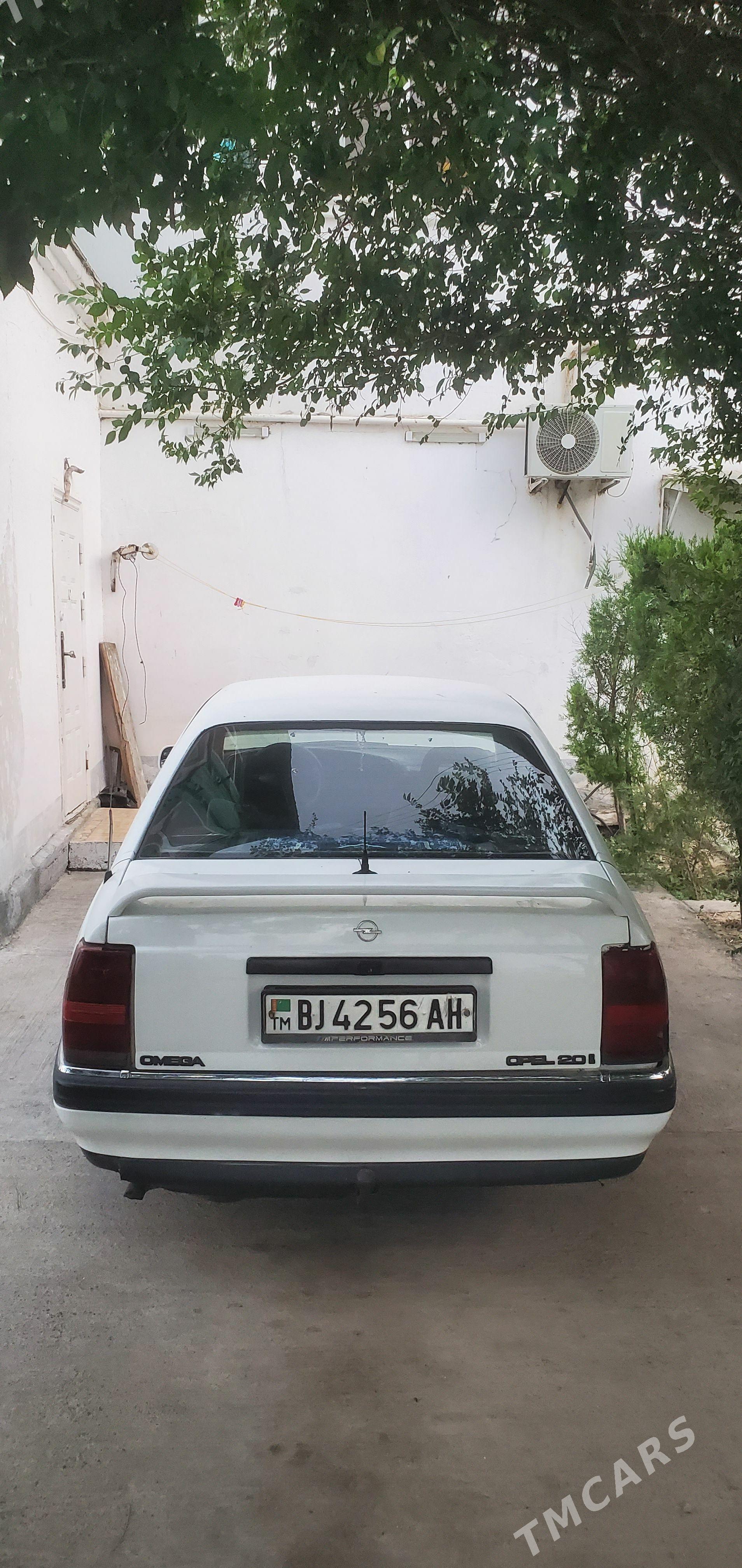 Opel Omega 1992 - 30 000 TMT - Бузмеин ГРЭС - img 1