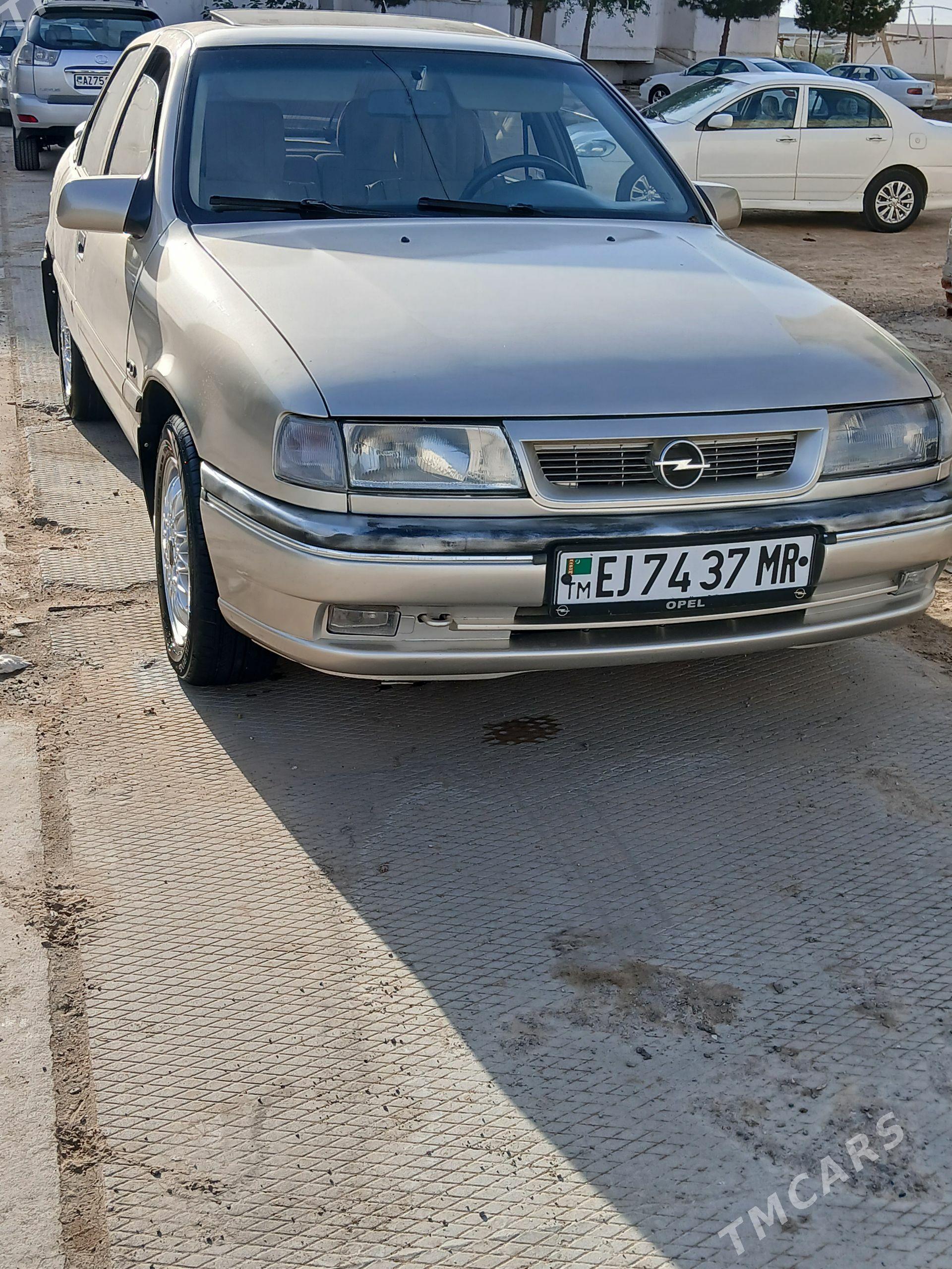 Opel Vectra 1989 - 65 000 TMT - Mary - img 1