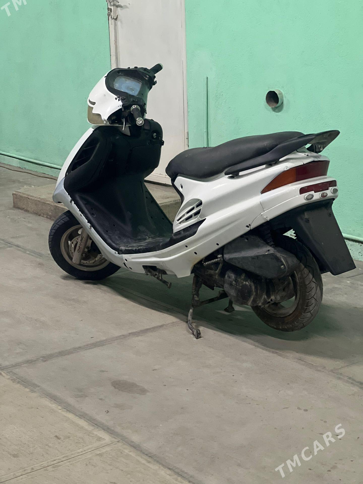 skutyr 140lyk - Кака - img 1