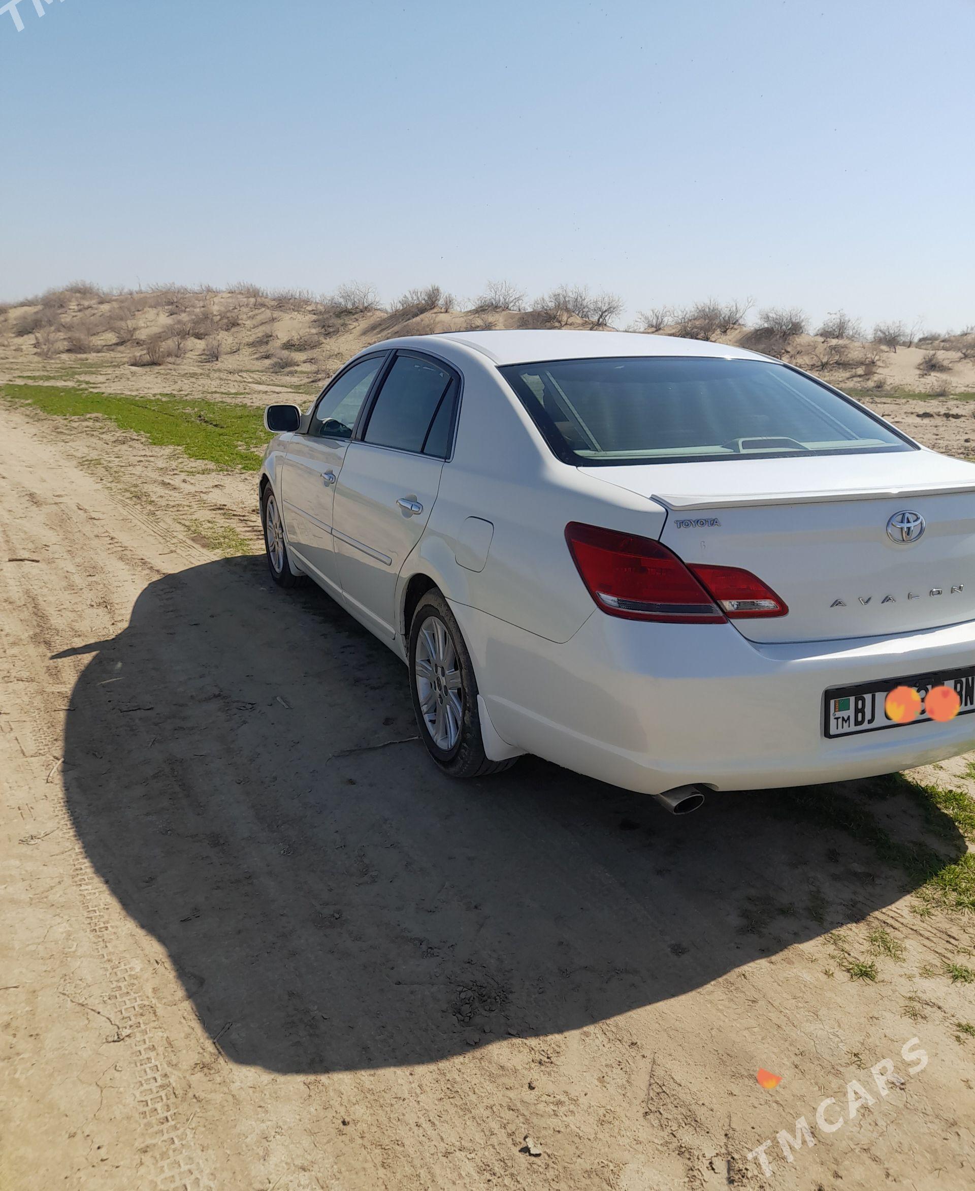 Toyota Avalon 2005 - 245 000 TMT - Гызыларбат - img 1