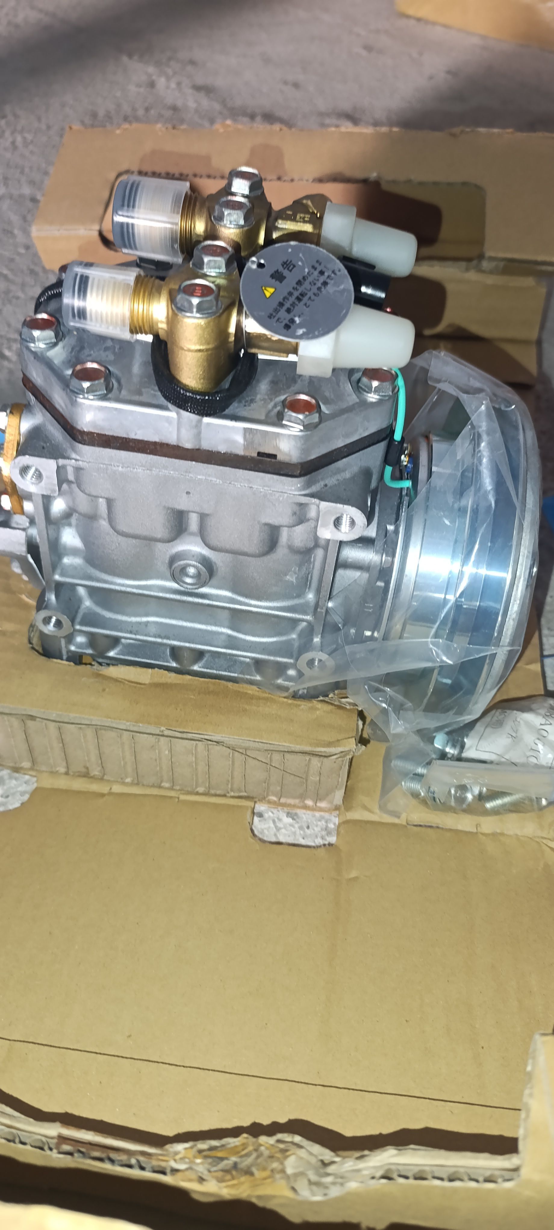mitsubishi Forland, isuzy kompressor 16 000 TMT - Garadamak - img 1