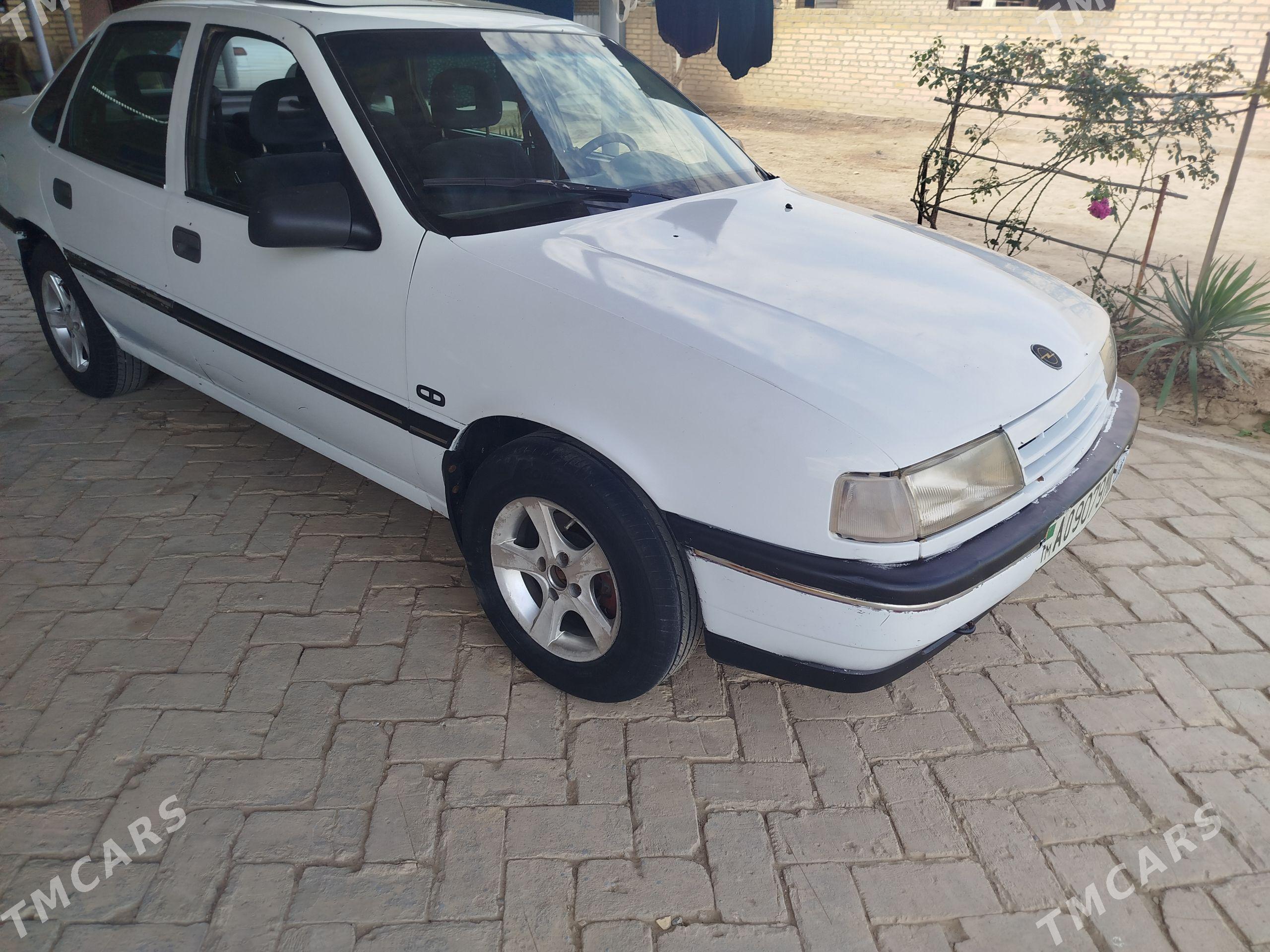 Opel Vectra 1990 - 30 000 TMT - Baýramaly - img 1