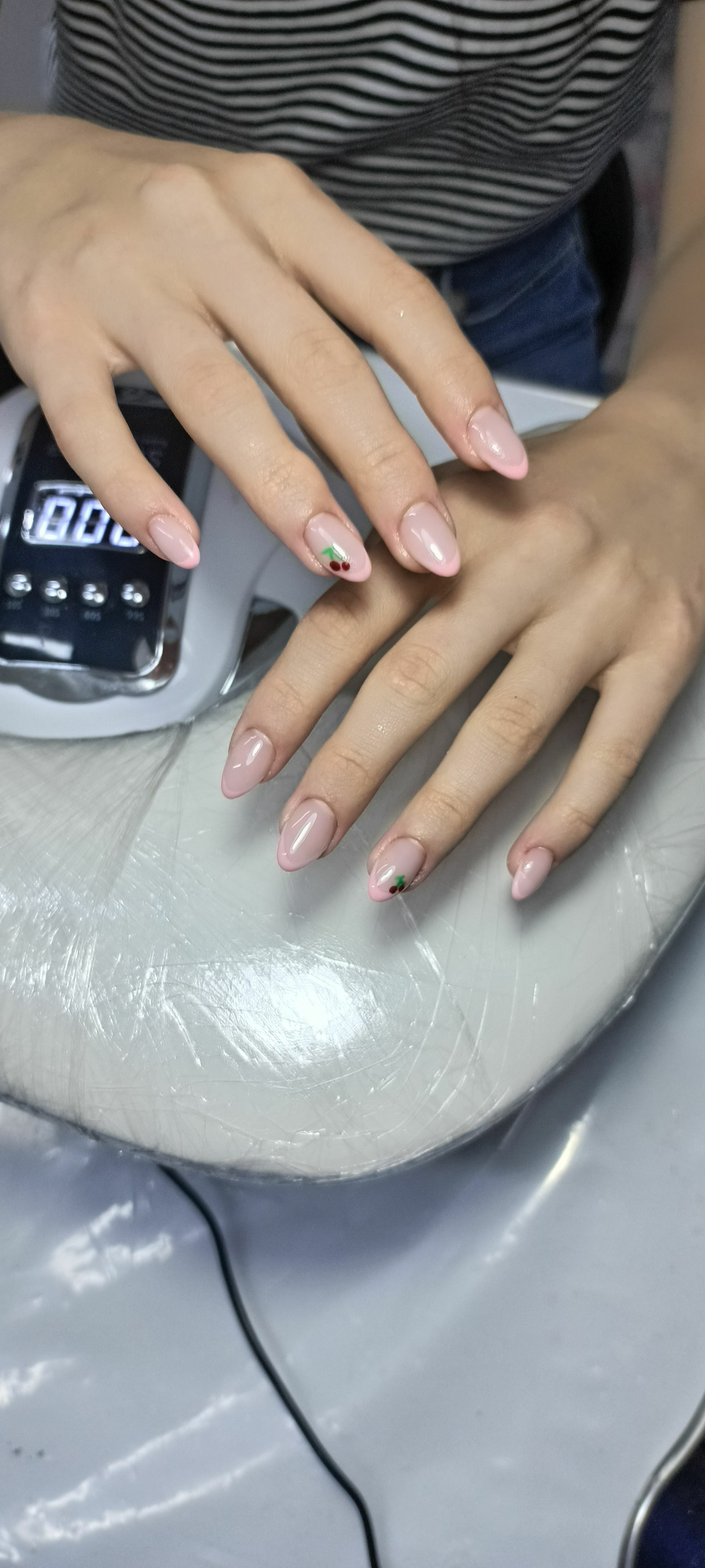 Naraşiwiniýa Dyrnak salon Mani - Aşgabat - img 1