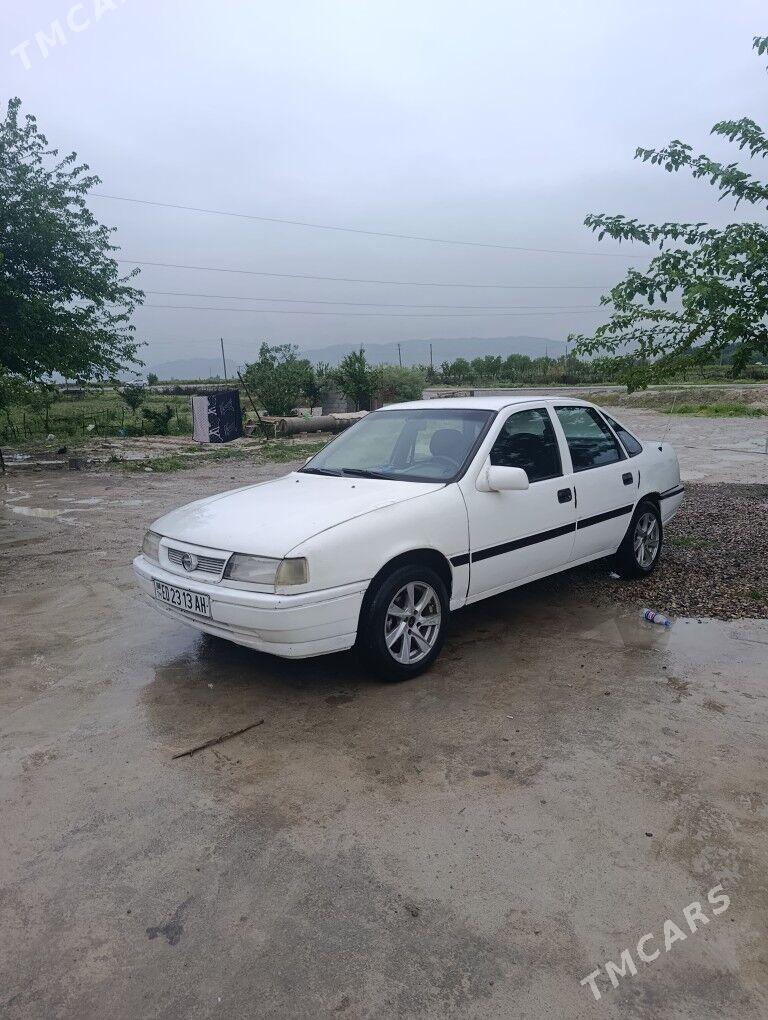 Opel Vectra 1989 - 28 000 TMT - Ýaşlyk - img 1