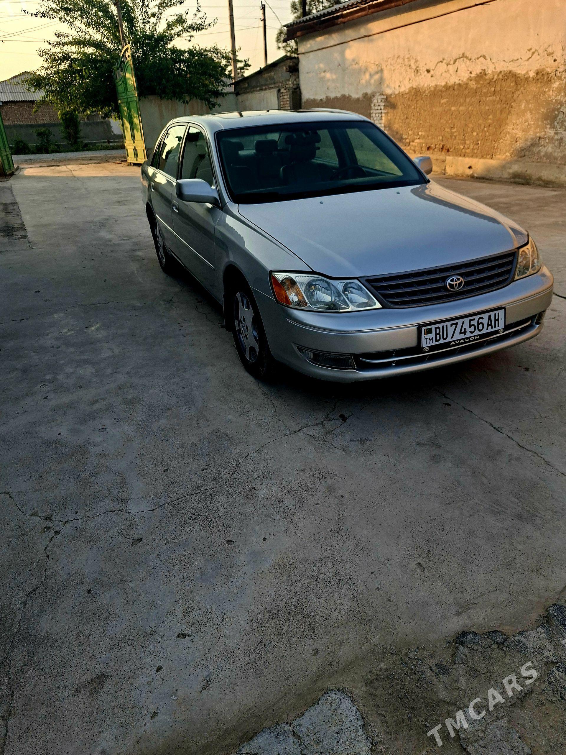 Toyota Avalon 2003 - 275 000 TMT - Кака - img 1