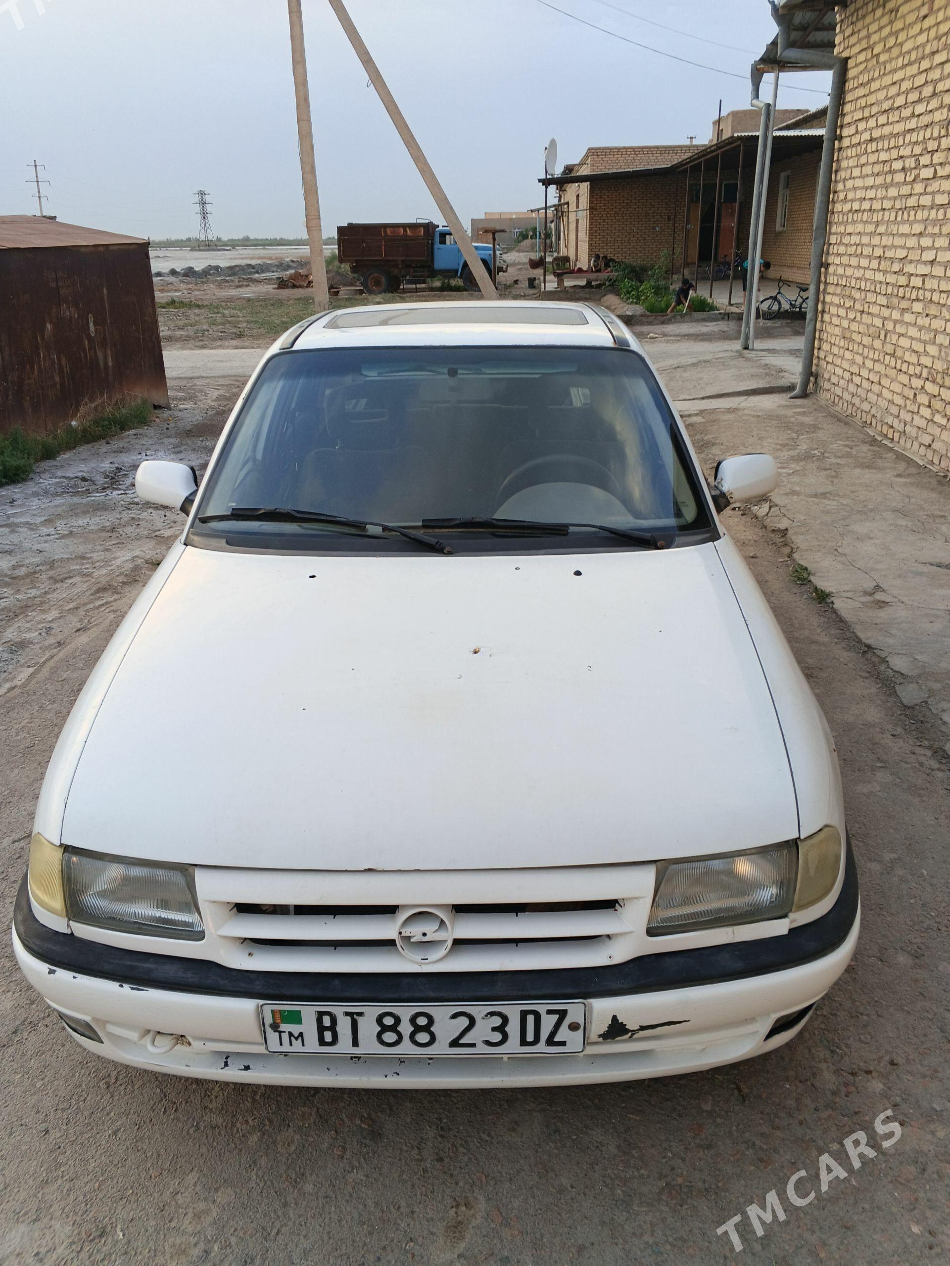 Opel Astra 1993 - 22 000 TMT - Дашогуз - img 1