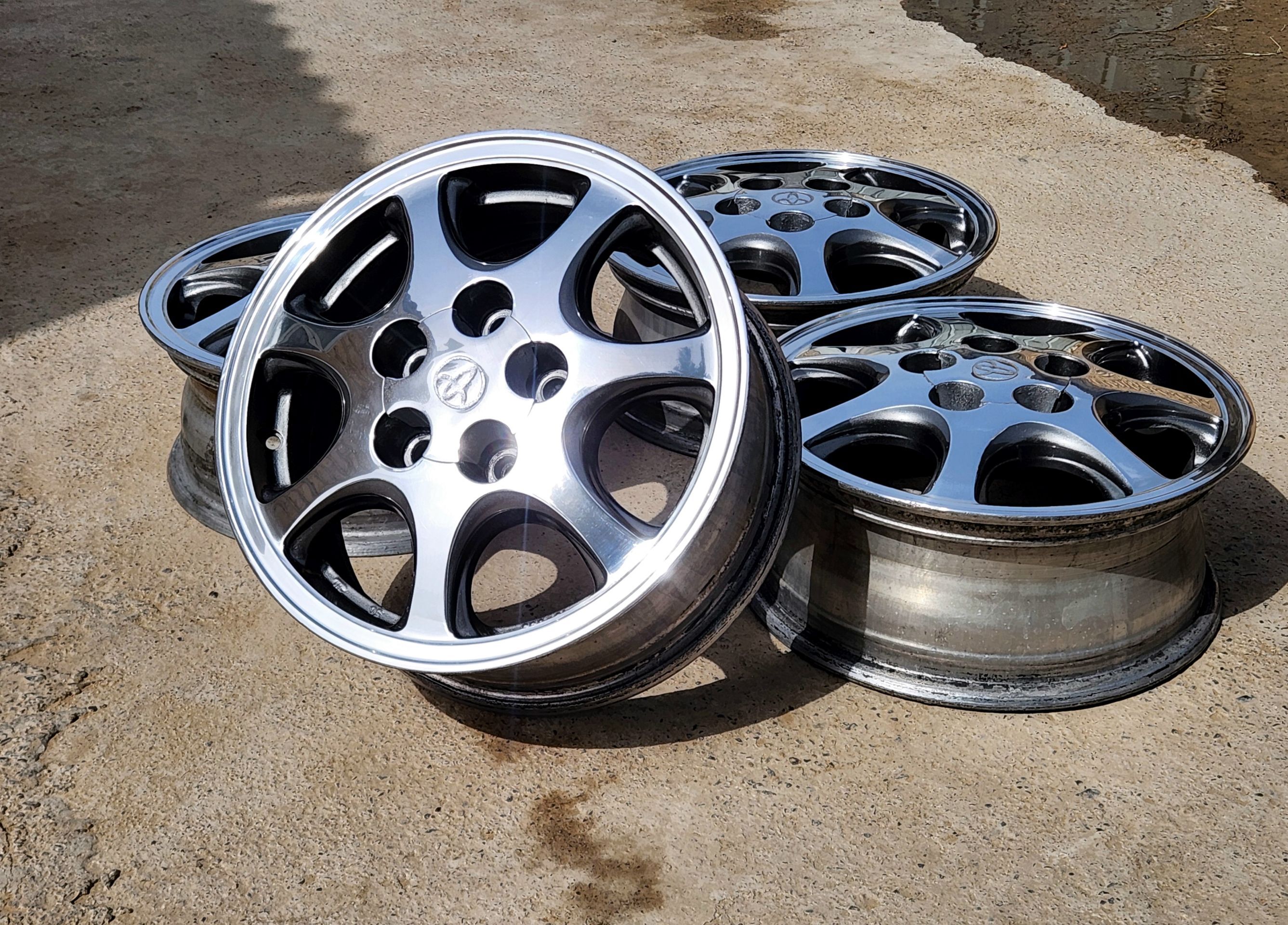 Diska 15 lik...Toyota 2 800 TMT - Mary - img 1