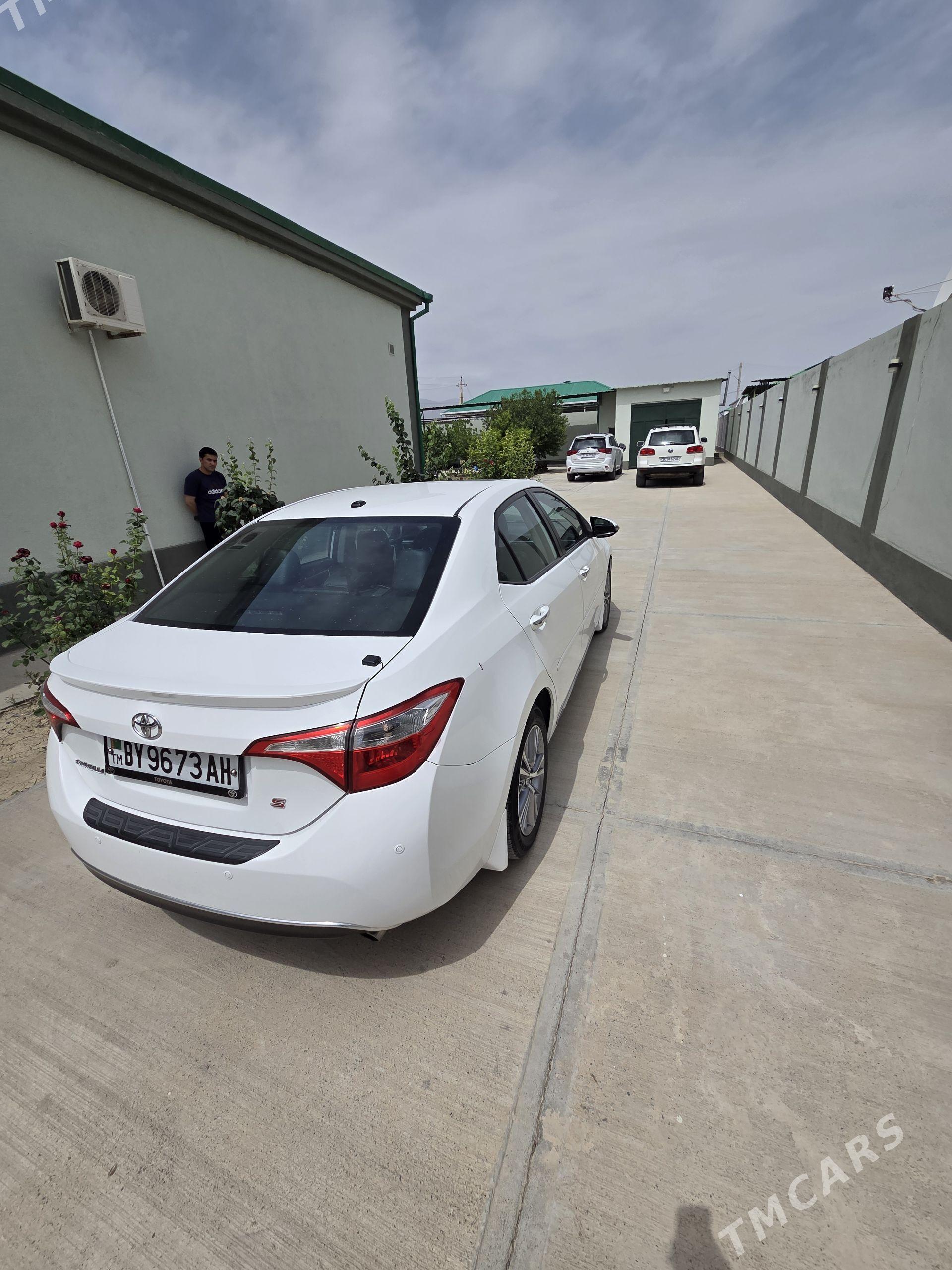 Toyota Corolla 2014 - 235 000 TMT - Гёкдепе - img 1