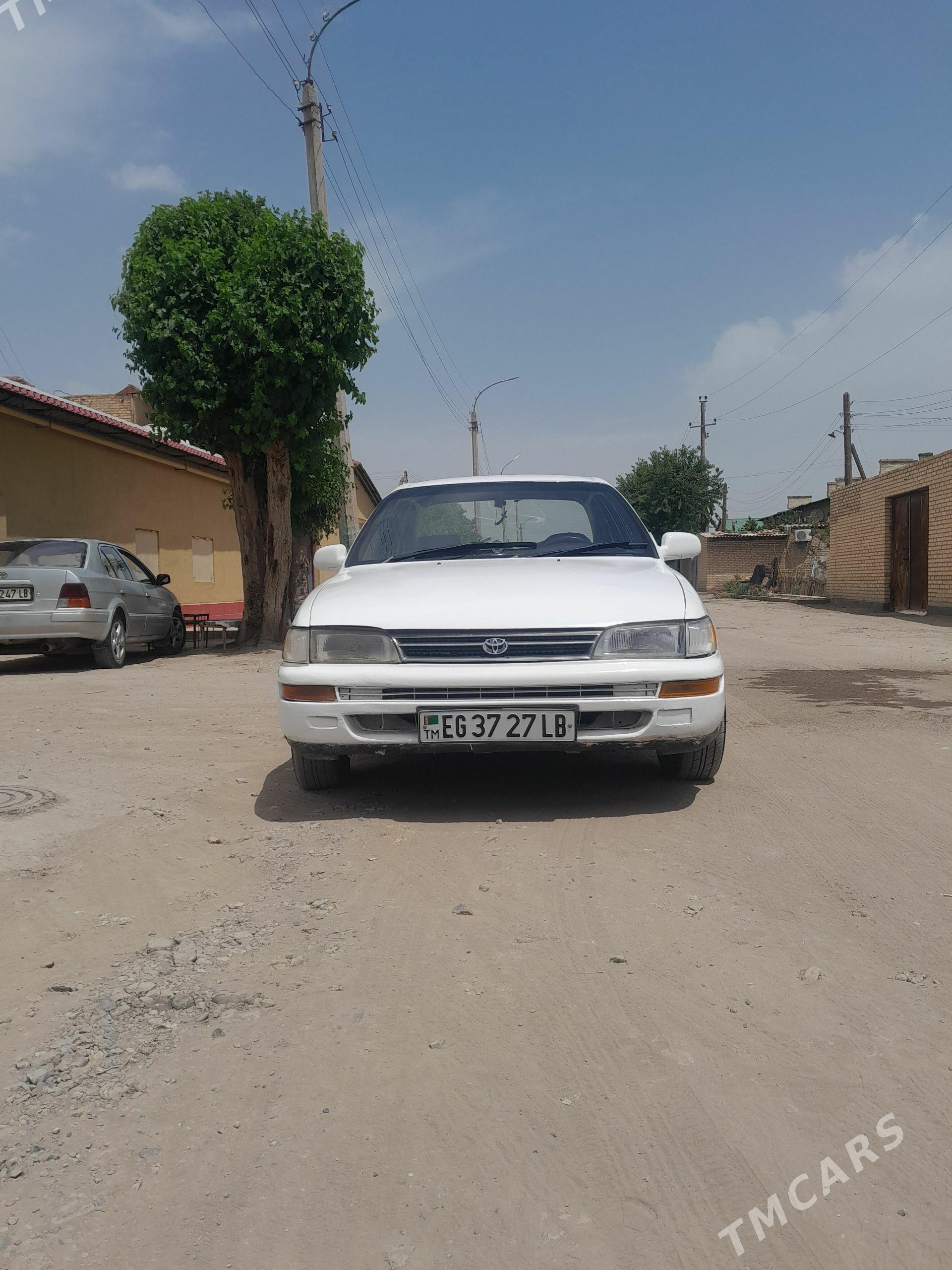 Toyota Corolla 1994 - 45 000 TMT - Туркменабат - img 1
