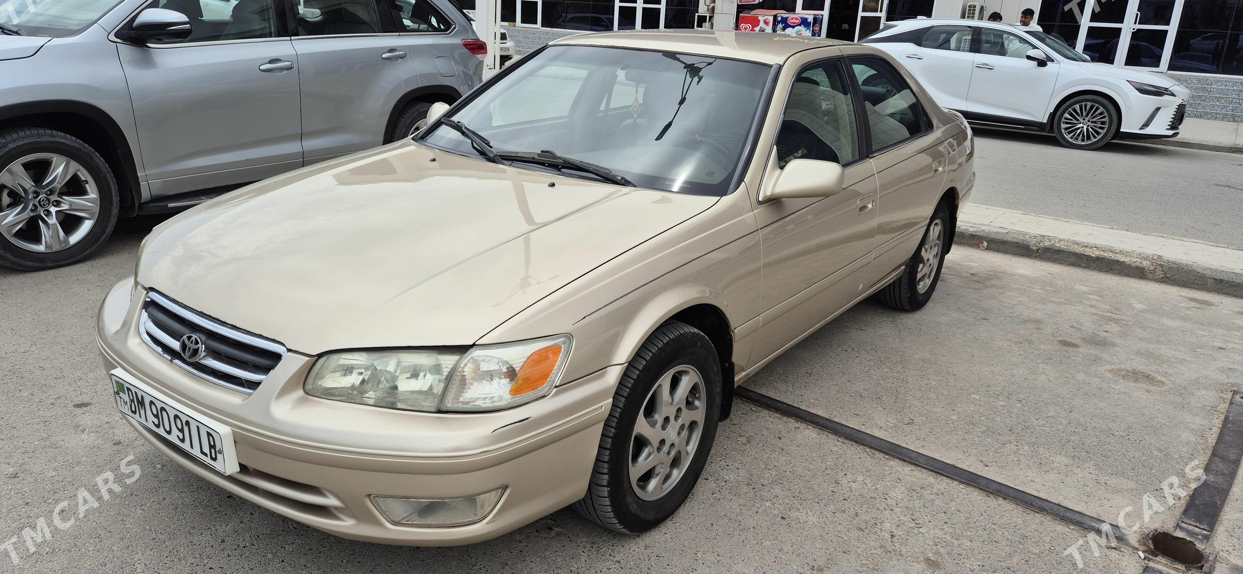 Toyota Camry 2000 - 175 000 TMT - Керки - img 1