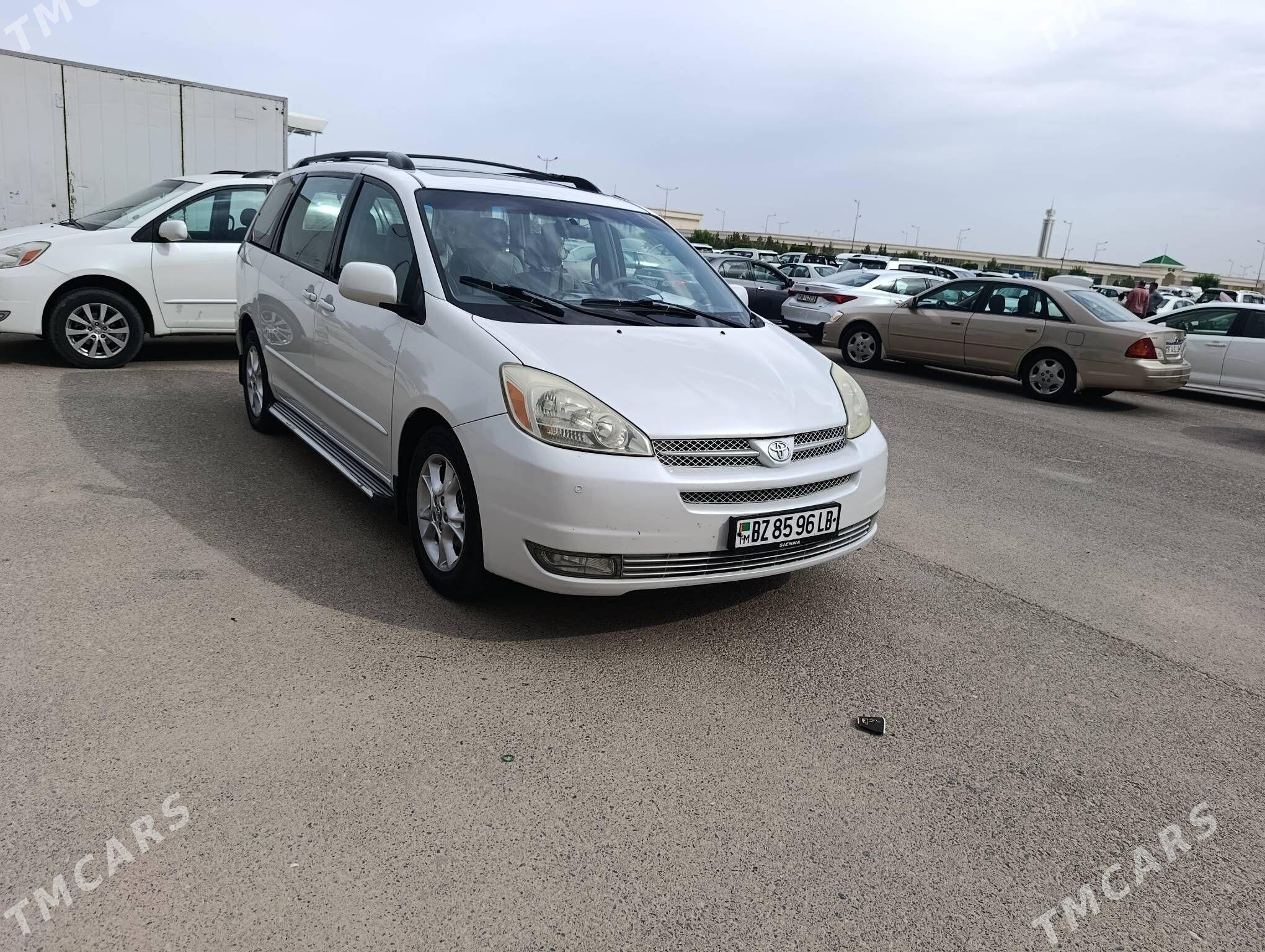 Toyota Sienna 2005 - 300 000 TMT - Сейди - img 1