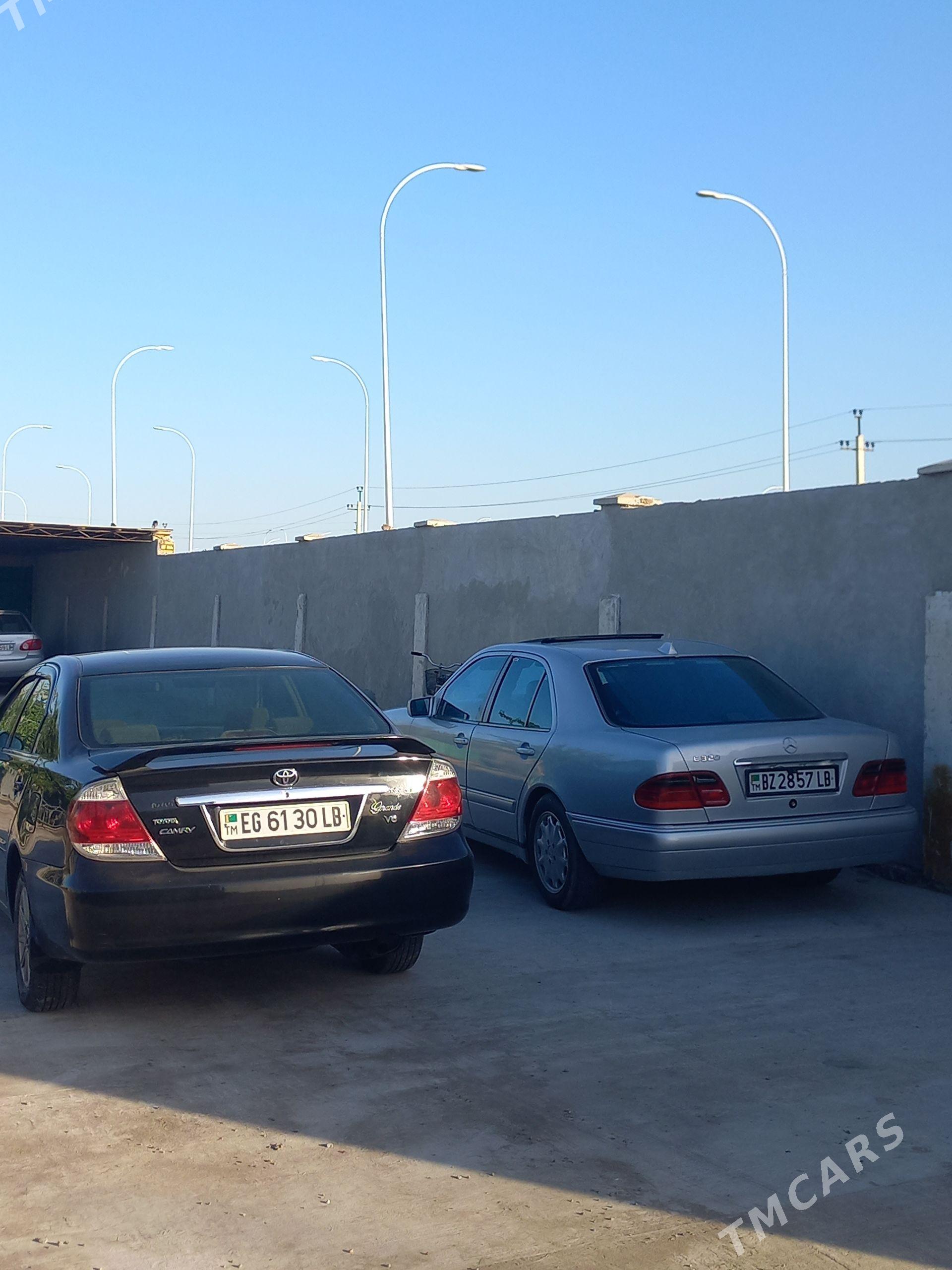 Toyota Camry 2005 - 175 000 TMT - Гарабекевюл - img 1