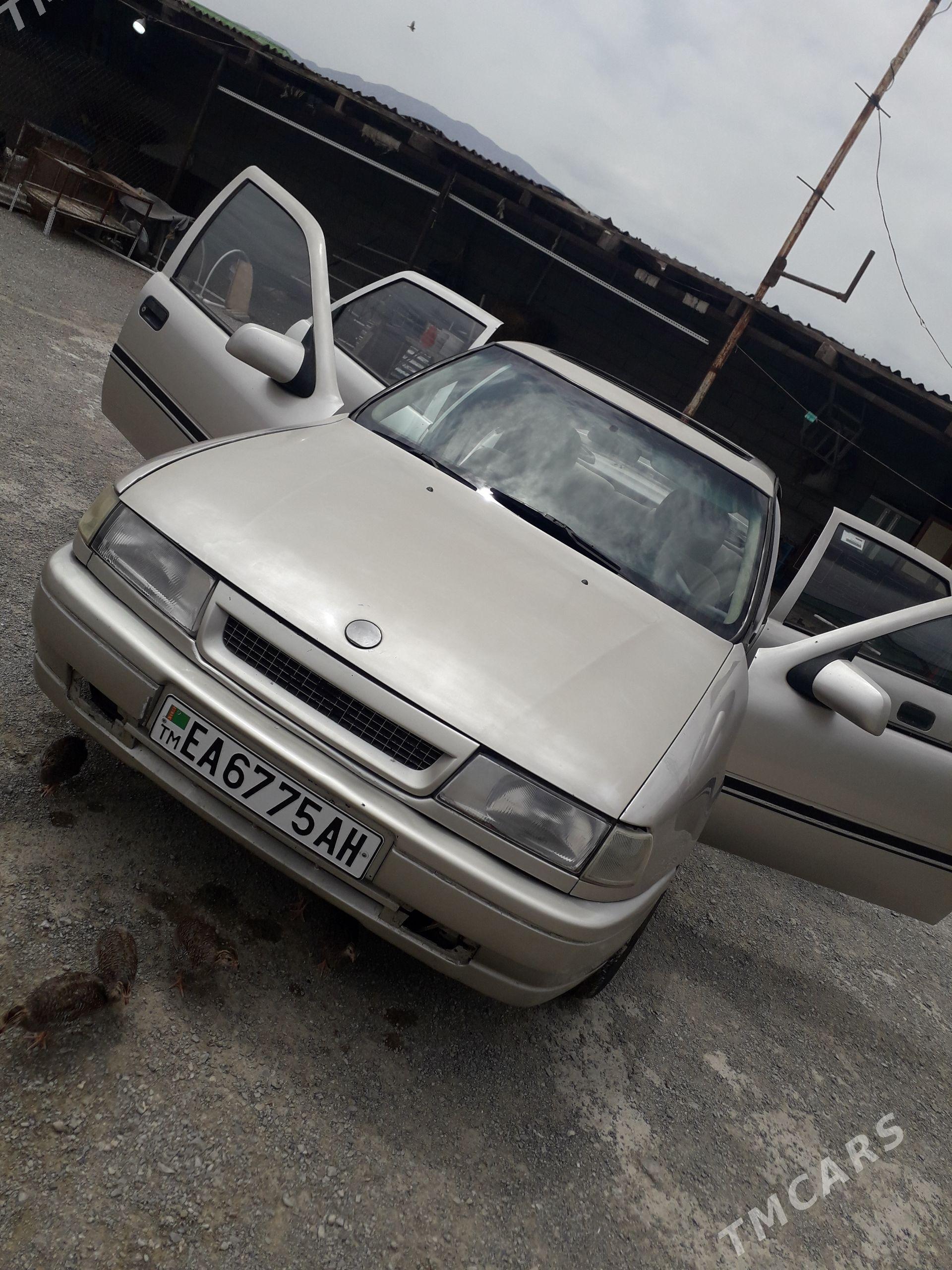 Opel Vectra 1991 - 40 000 TMT - Бахарден - img 1