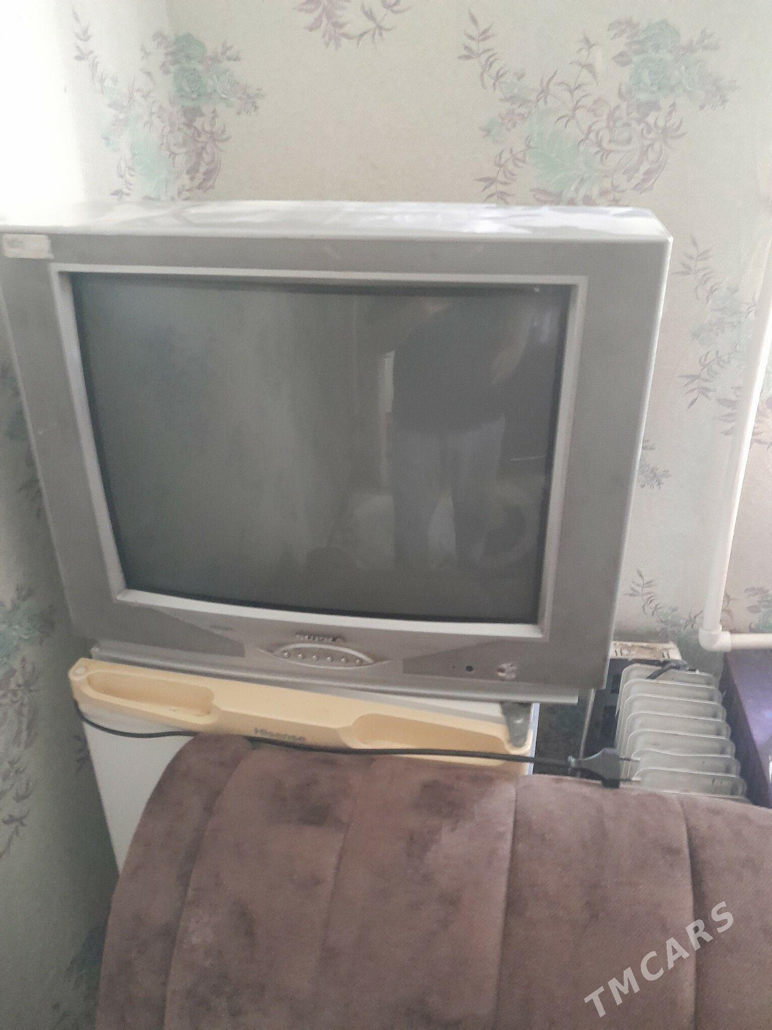telewizor - 1 мкр - img 1