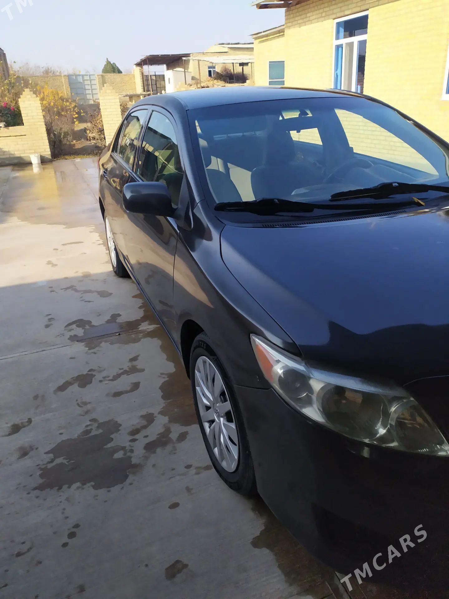 Toyota Corolla 2010 - 155 000 TMT - Туркменабат - img 1
