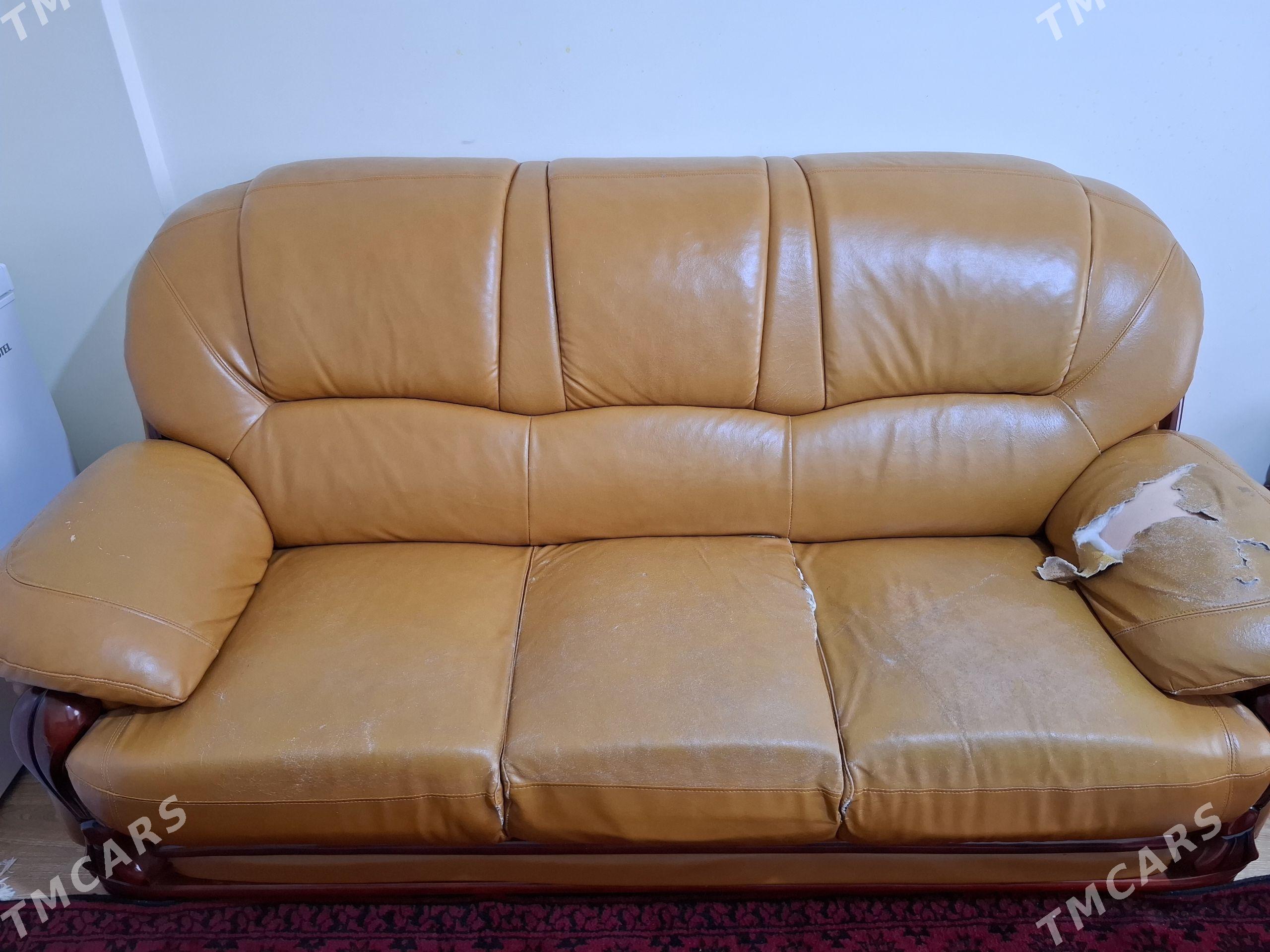 1 diwan 2 kresla - Гуртли - img 1