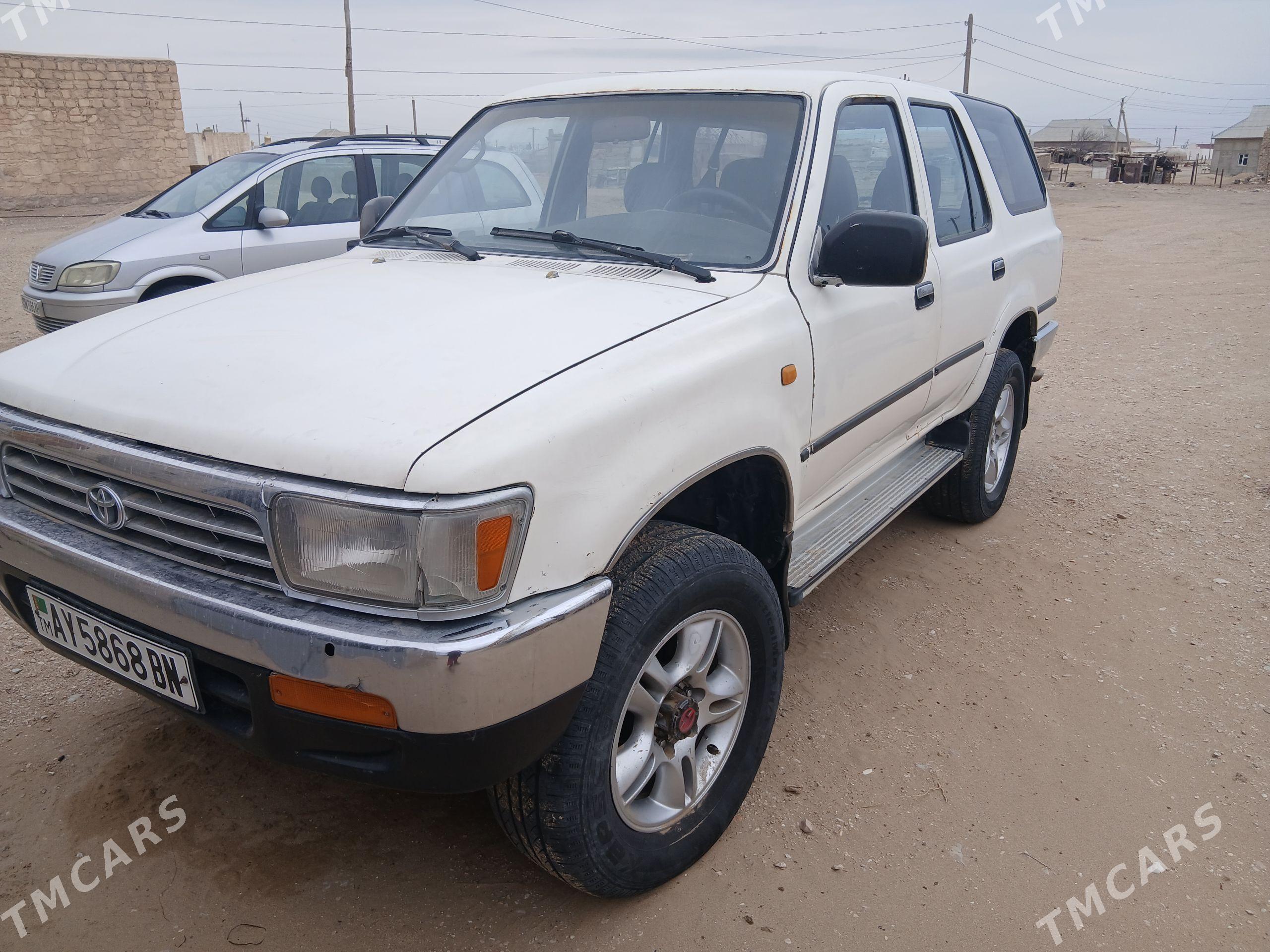 Toyota 4Runner 1993 - 45 000 TMT - Balkanabat - img 1