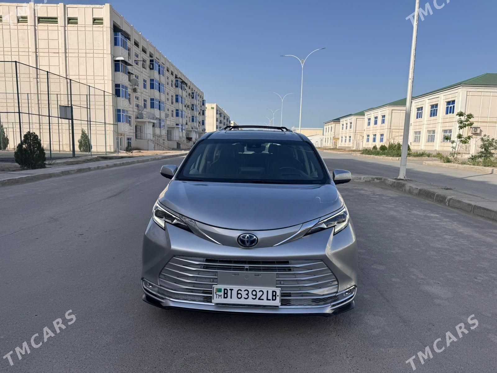 Toyota Sienna 2023 - 800 000 TMT - Türkmenabat - img 1
