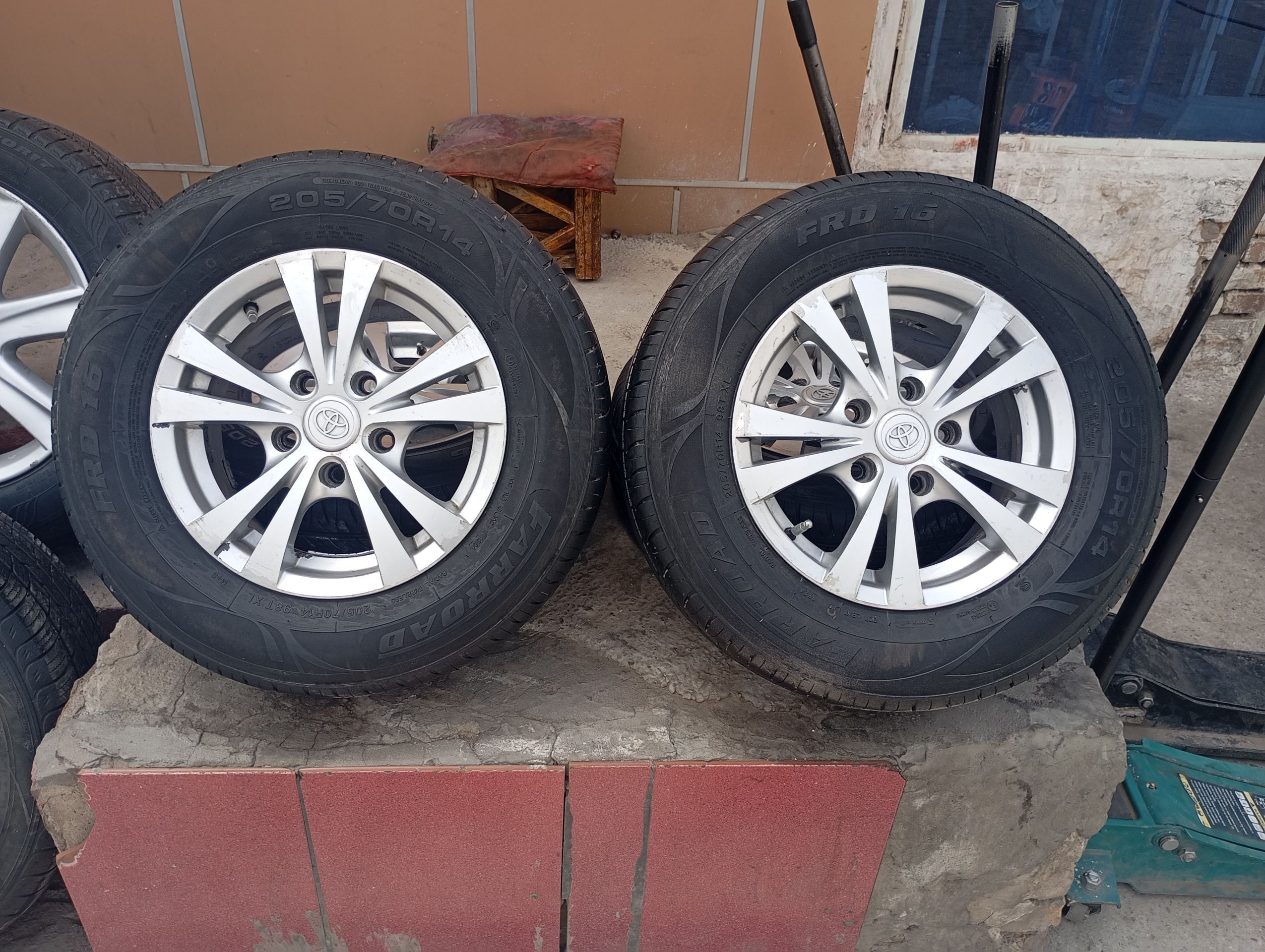 14 diska bolan kopılek Camry 4 000 TMT - Türkmenabat - img 1
