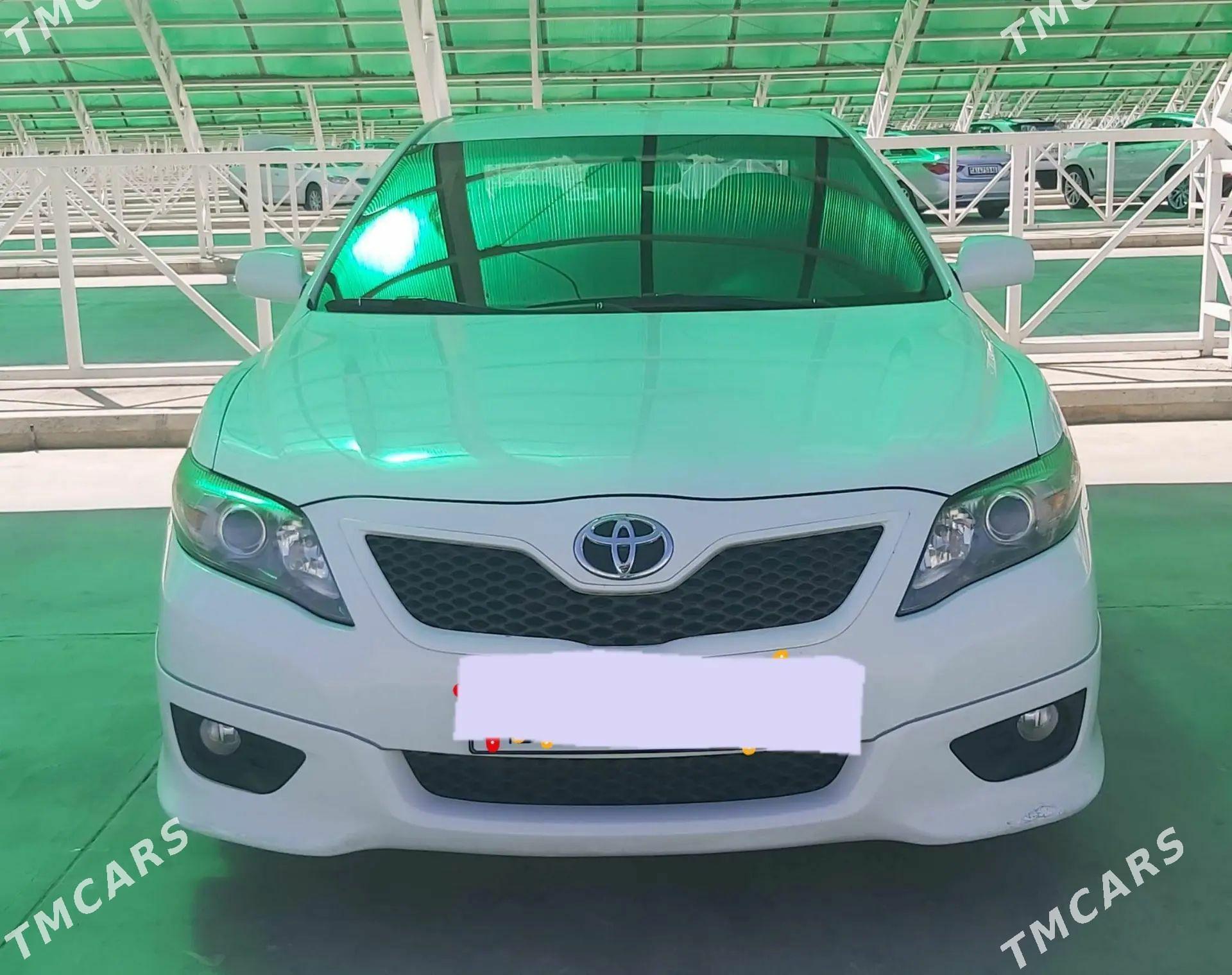 Toyota Camry 2010 - 245 000 TMT - Тязе заман - img 1