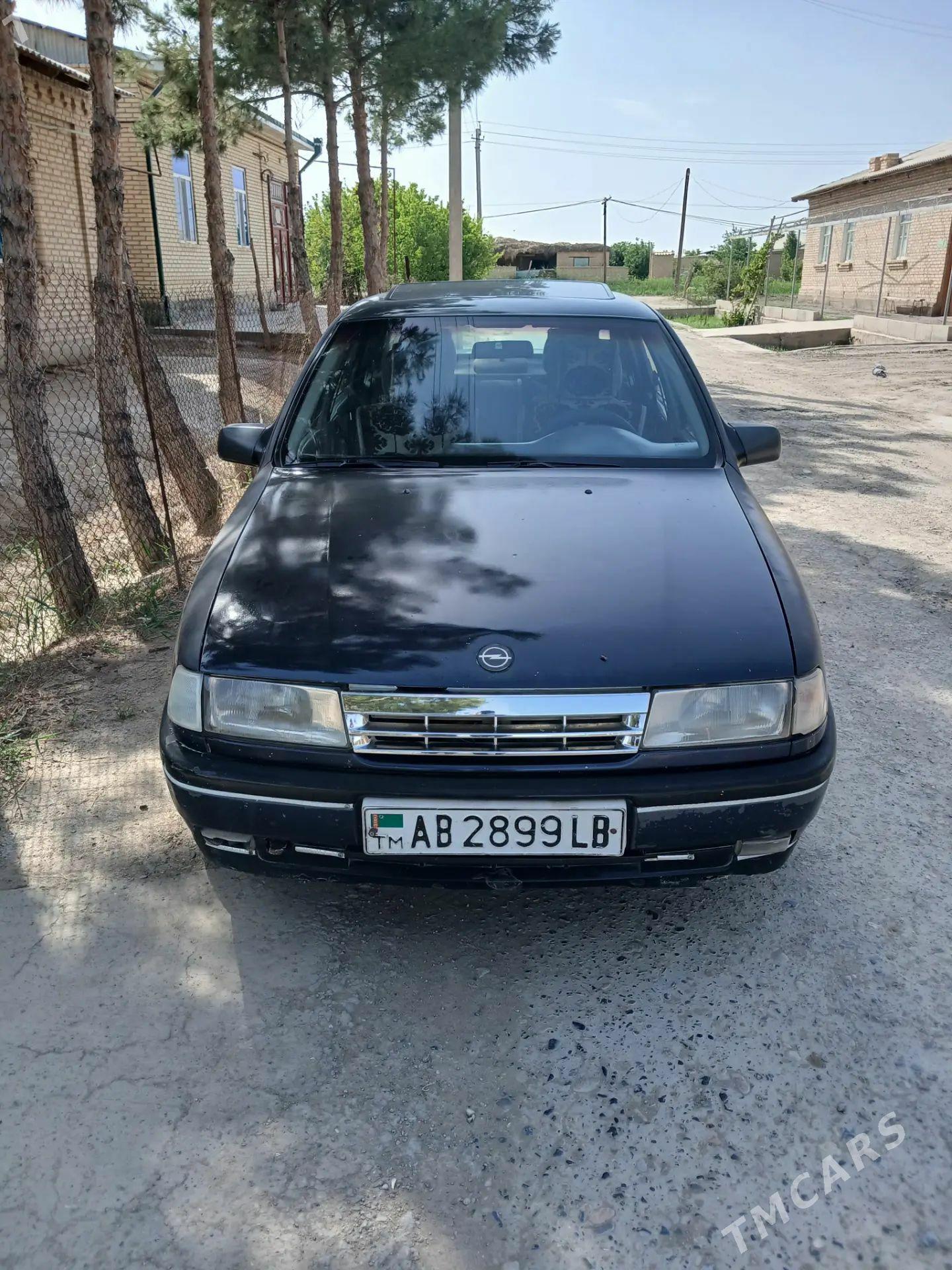 Opel Vectra 1991 - 30 000 TMT - Dänew - img 1