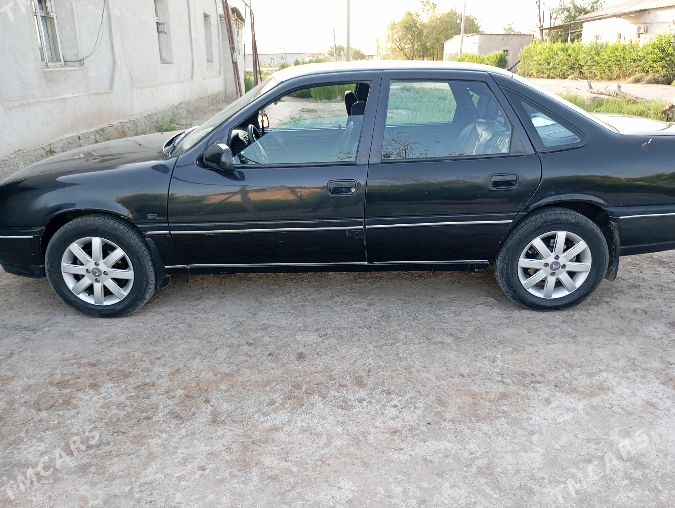 Opel Vectra 1991 - 45 000 TMT - Boldumsaz - img 1