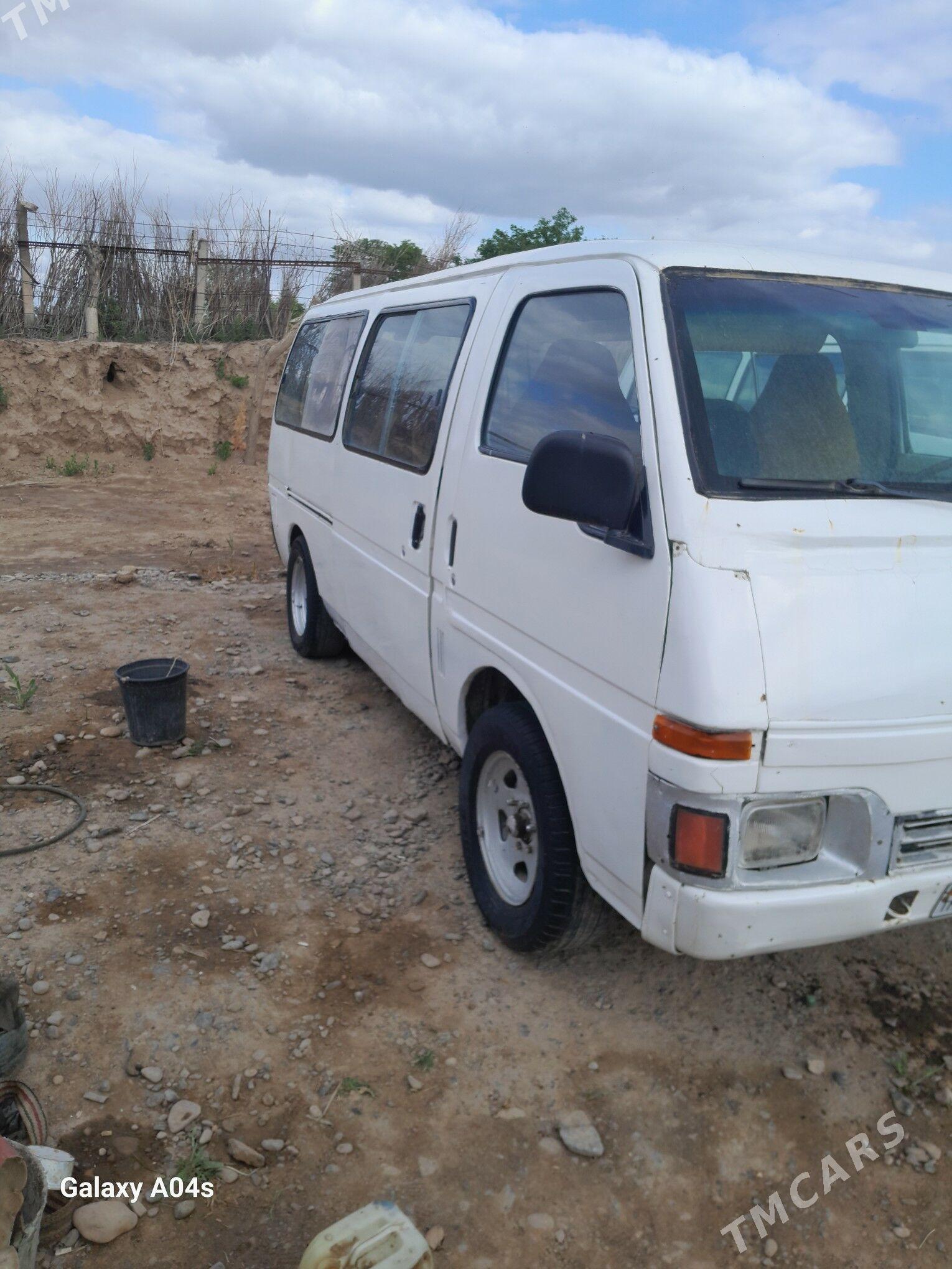Toyota Hiace 1995 - 40 000 TMT - Tejen - img 1