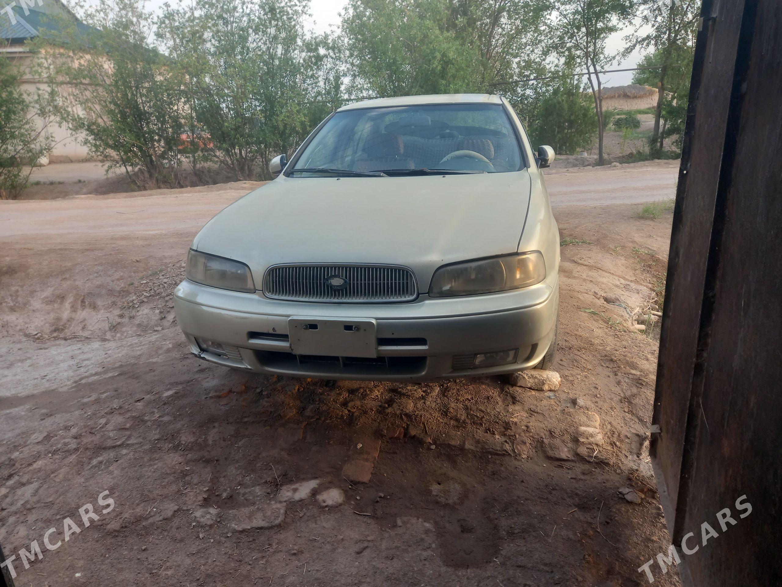 Nissan Maxima 2002 - 30 000 TMT - Акдепе - img 1