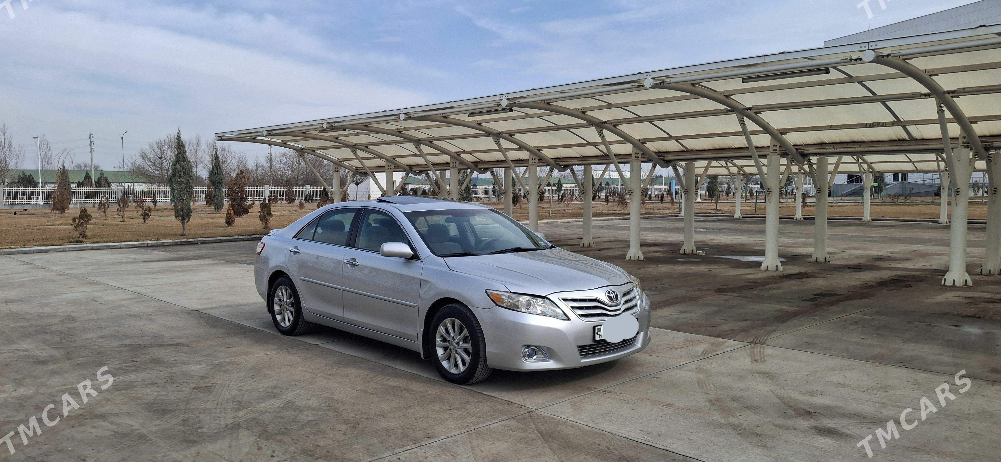 Toyota Camry 2010 - 260 000 TMT - Дашогуз - img 1