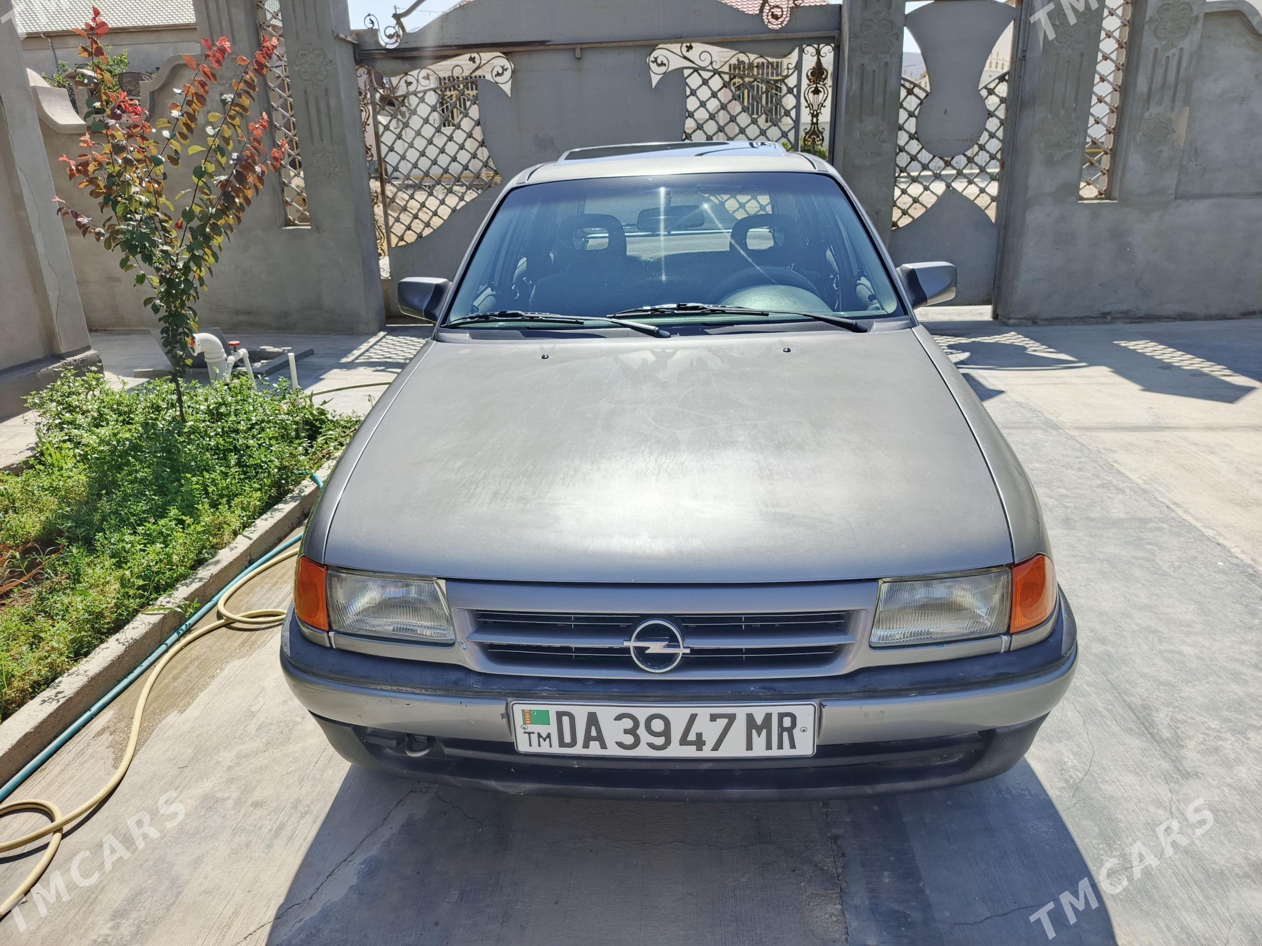 Opel Astra 1992 - 33 000 TMT - Balkanabat - img 1