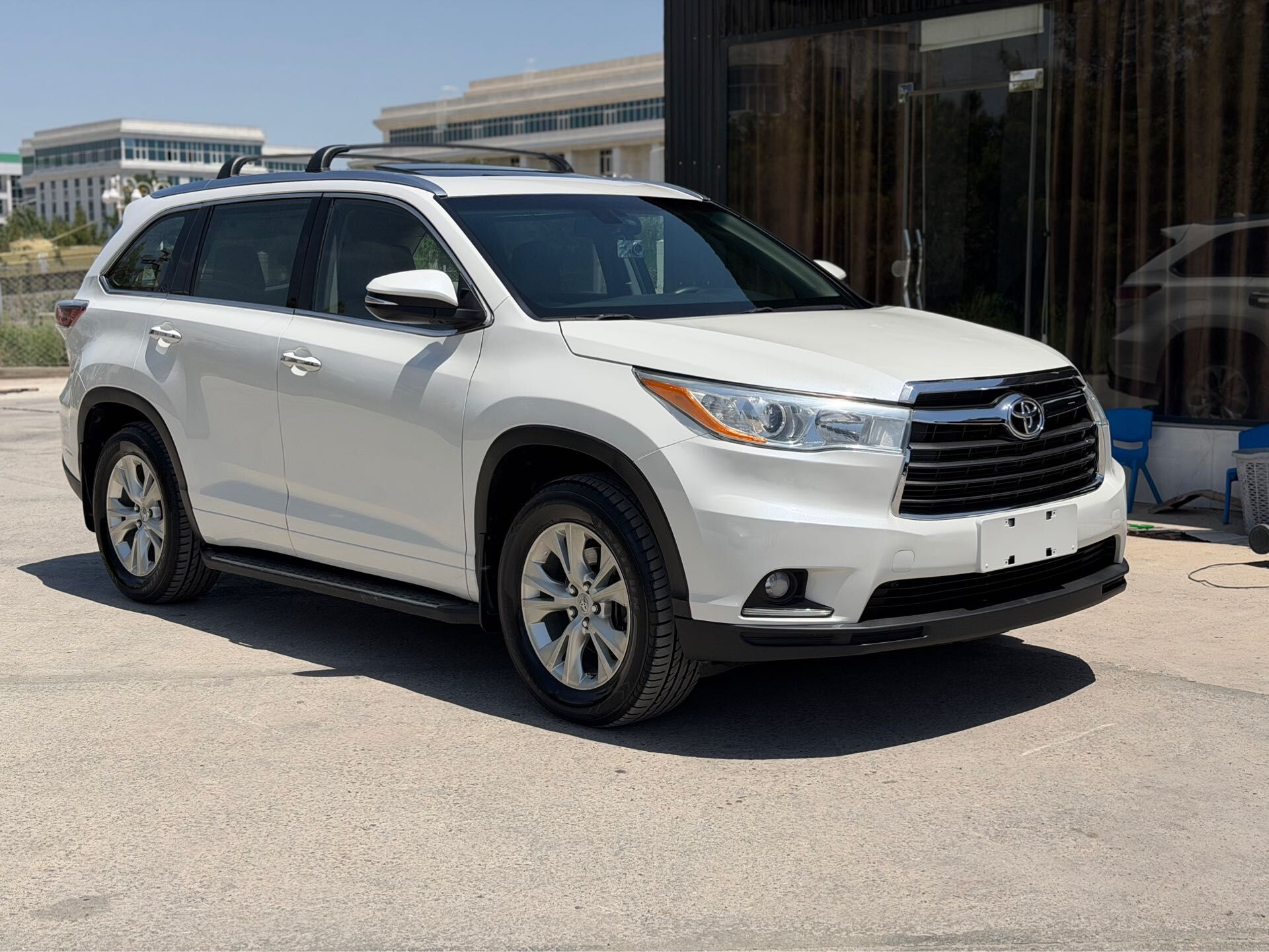 Toyota Highlander 2015 - 455 000 TMT - Мары - img 1
