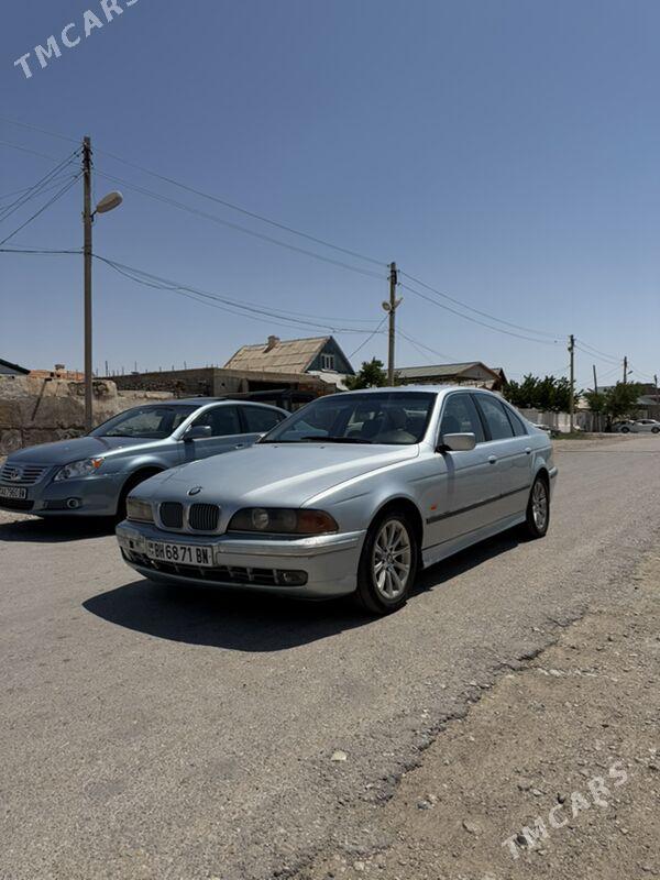 BMW E39 1998 - 52 000 TMT - Balkanabat - img 1