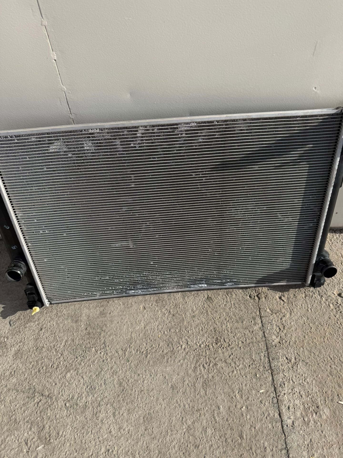 Radiator 2 000 TMT - Балканабат - img 1