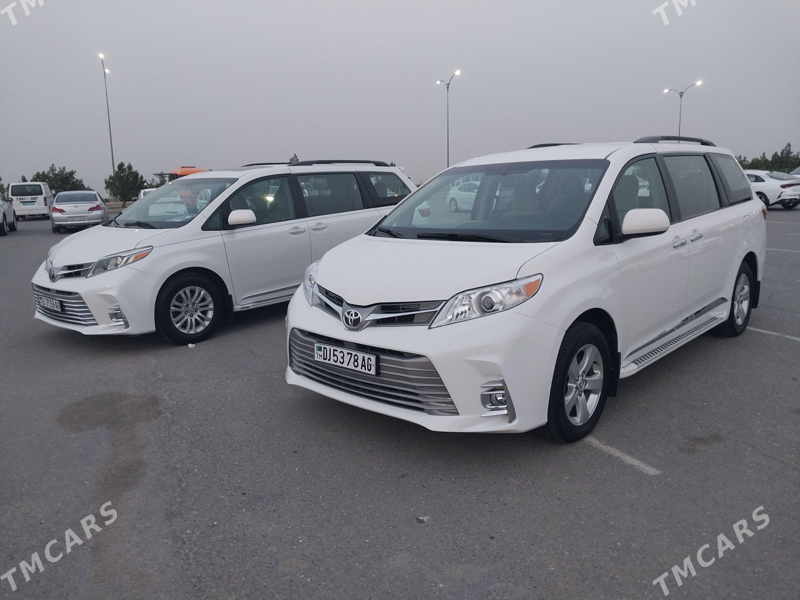 Toyota Sienna 2017 - 485 000 TMT - Ашхабад - img 1
