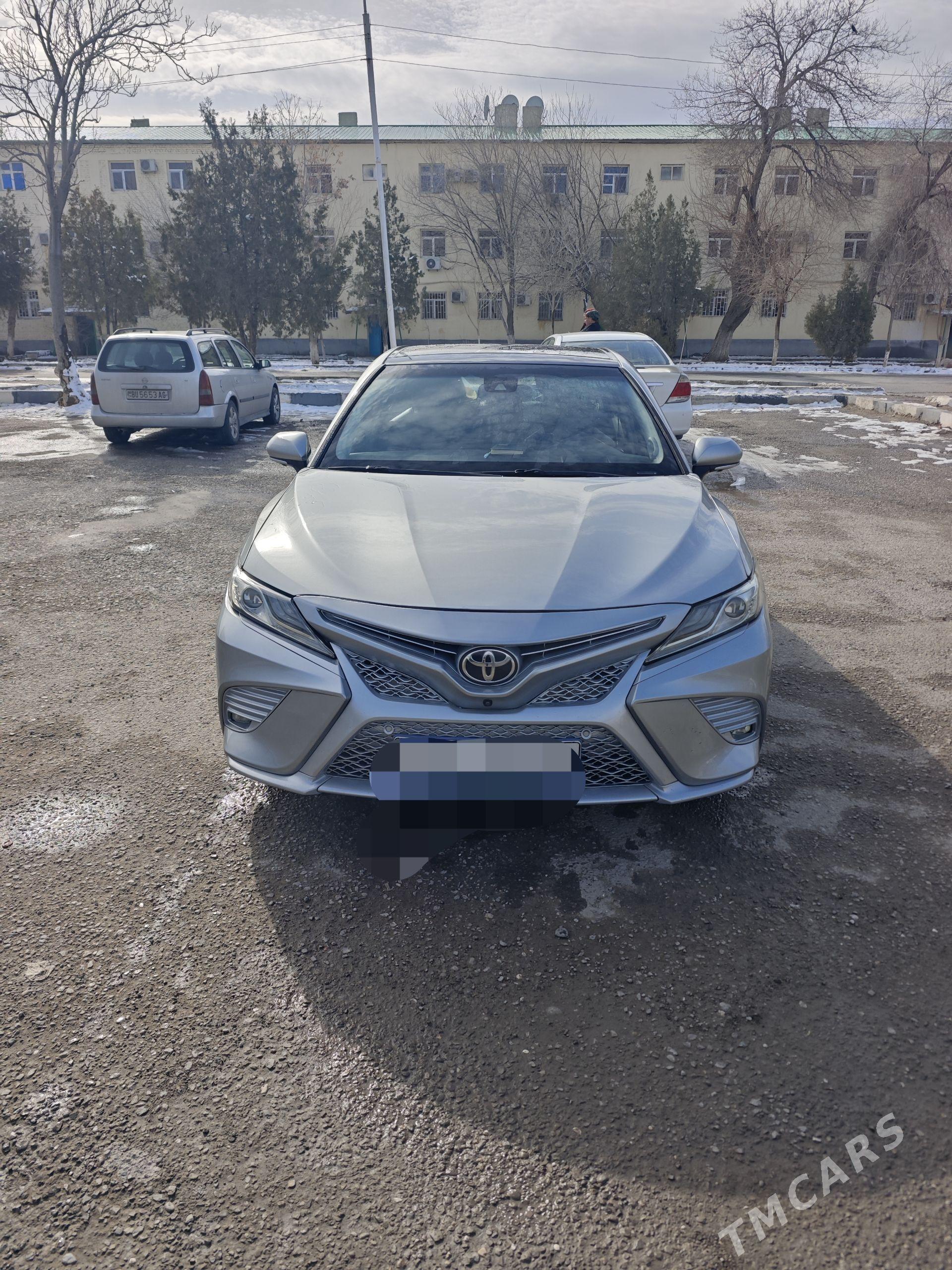 Toyota Camry 2018 - 450 000 TMT - Ашхабад - img 1