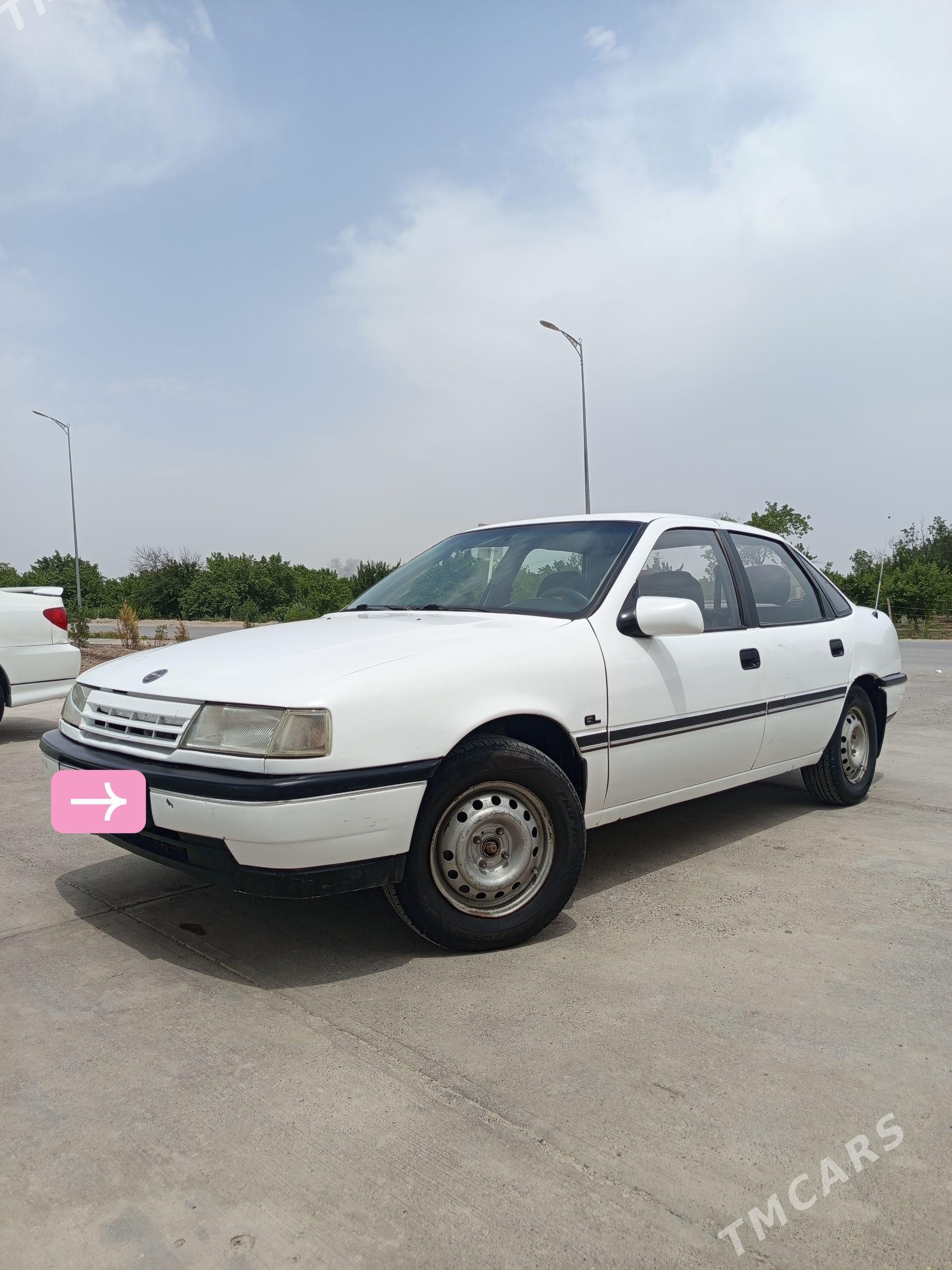 Opel Vectra 1990 - 50 000 TMT - Фарап - img 1