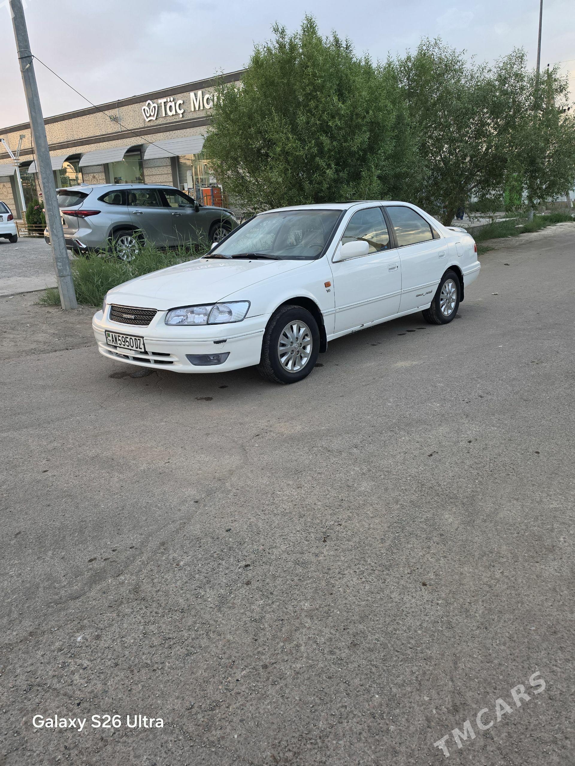 Toyota Camry 2001 - 200 000 TMT - Гороглы (Тагта) - img 1