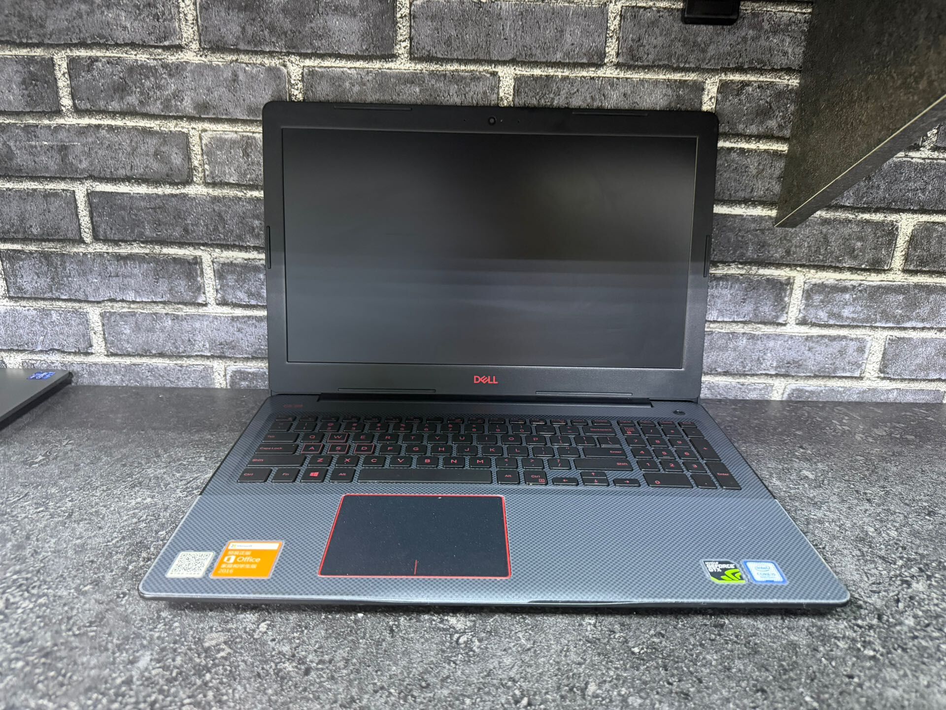 Dell G3 i5 8Th/128Gb/1TB/4Gb - Кëши - img 1